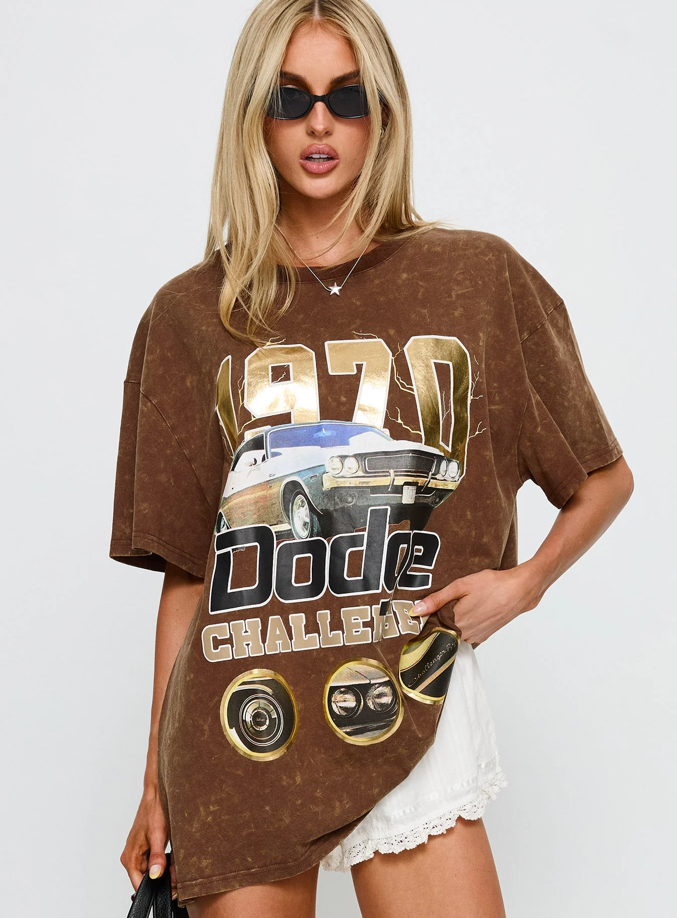 1970 Dodge Charger Oversied Graphic Top Brown - Image 2
