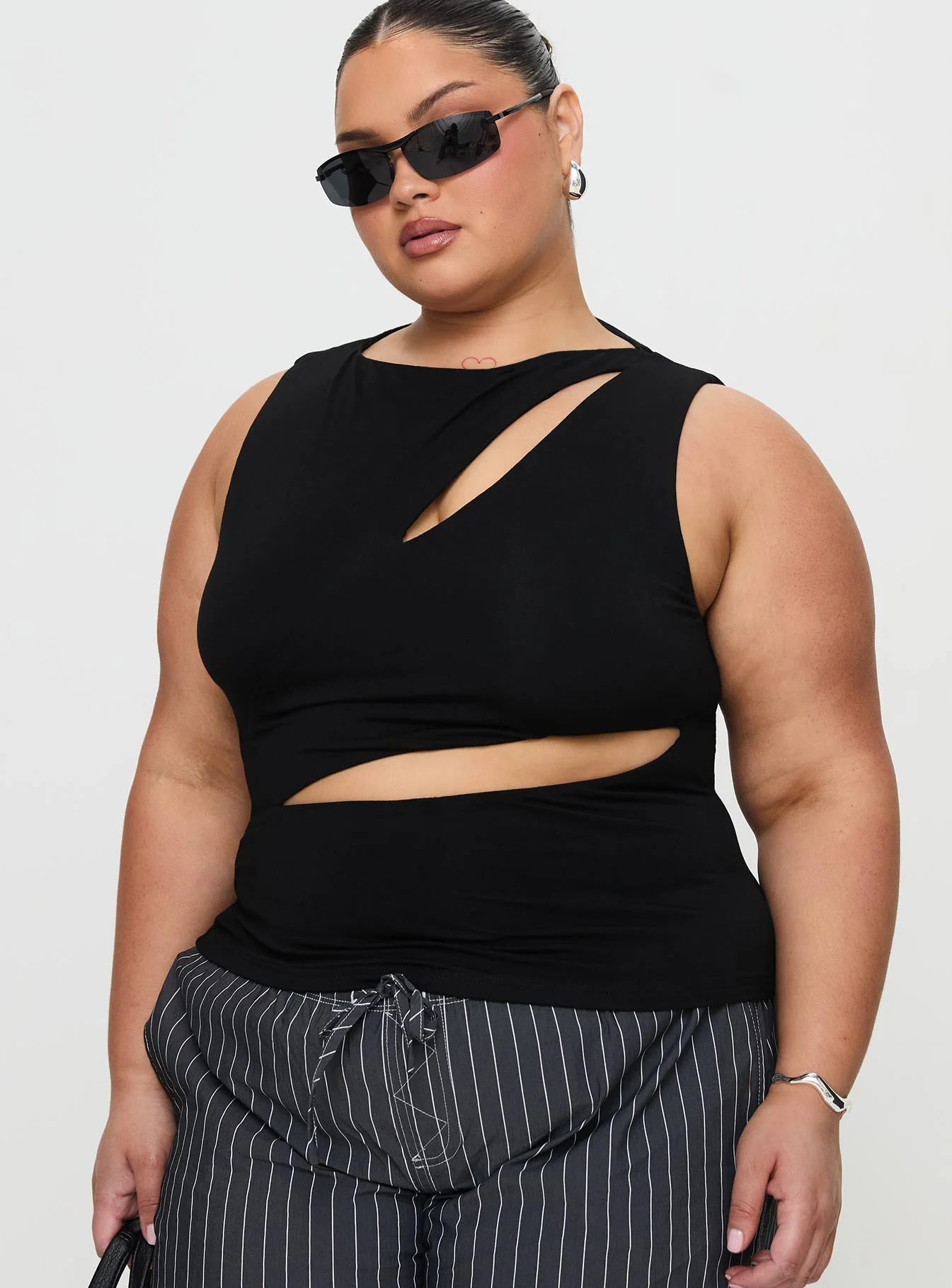 Ablaze Cut Out Top Black - Image 11