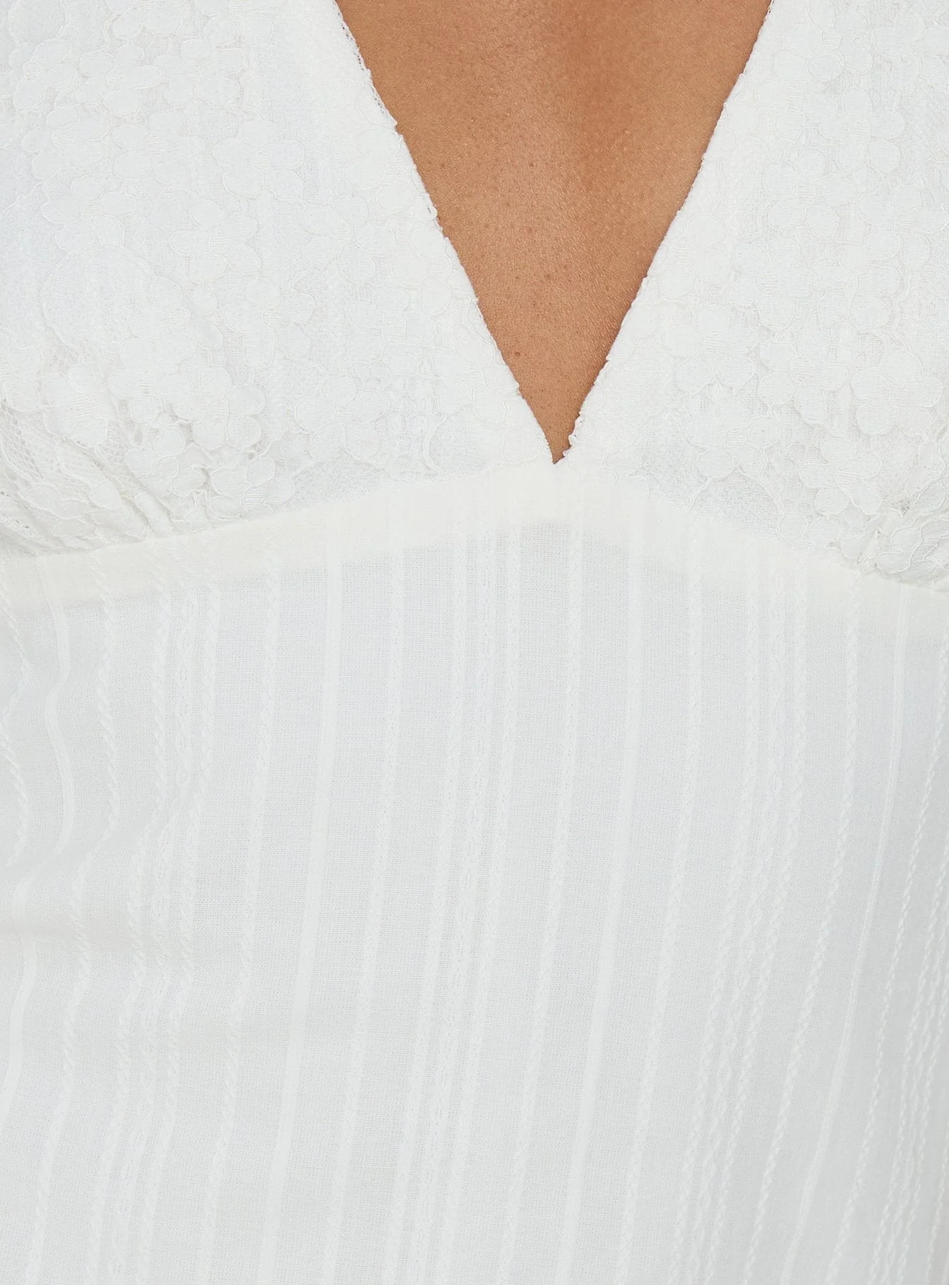 Alaskah Textured Halter Top White - Image 6