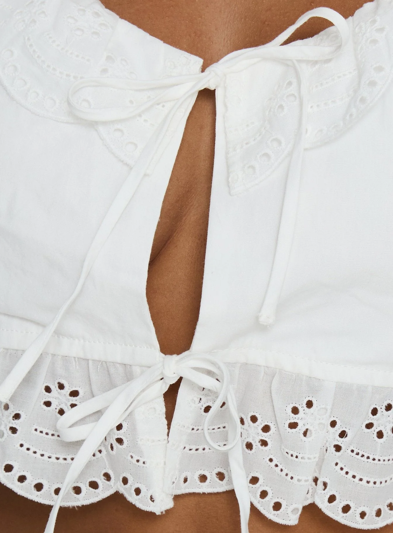 Alexy Tie Detail Short Sleeve Micro Crop Top White - Image 6