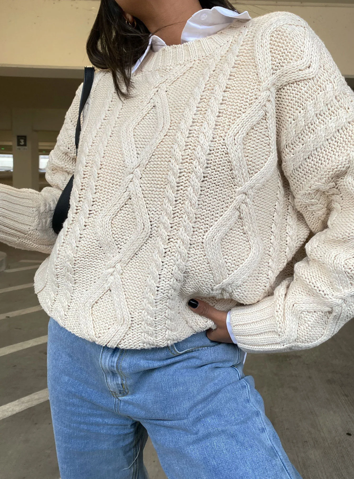 Anaya Oversized Sweater Beige - Image 9