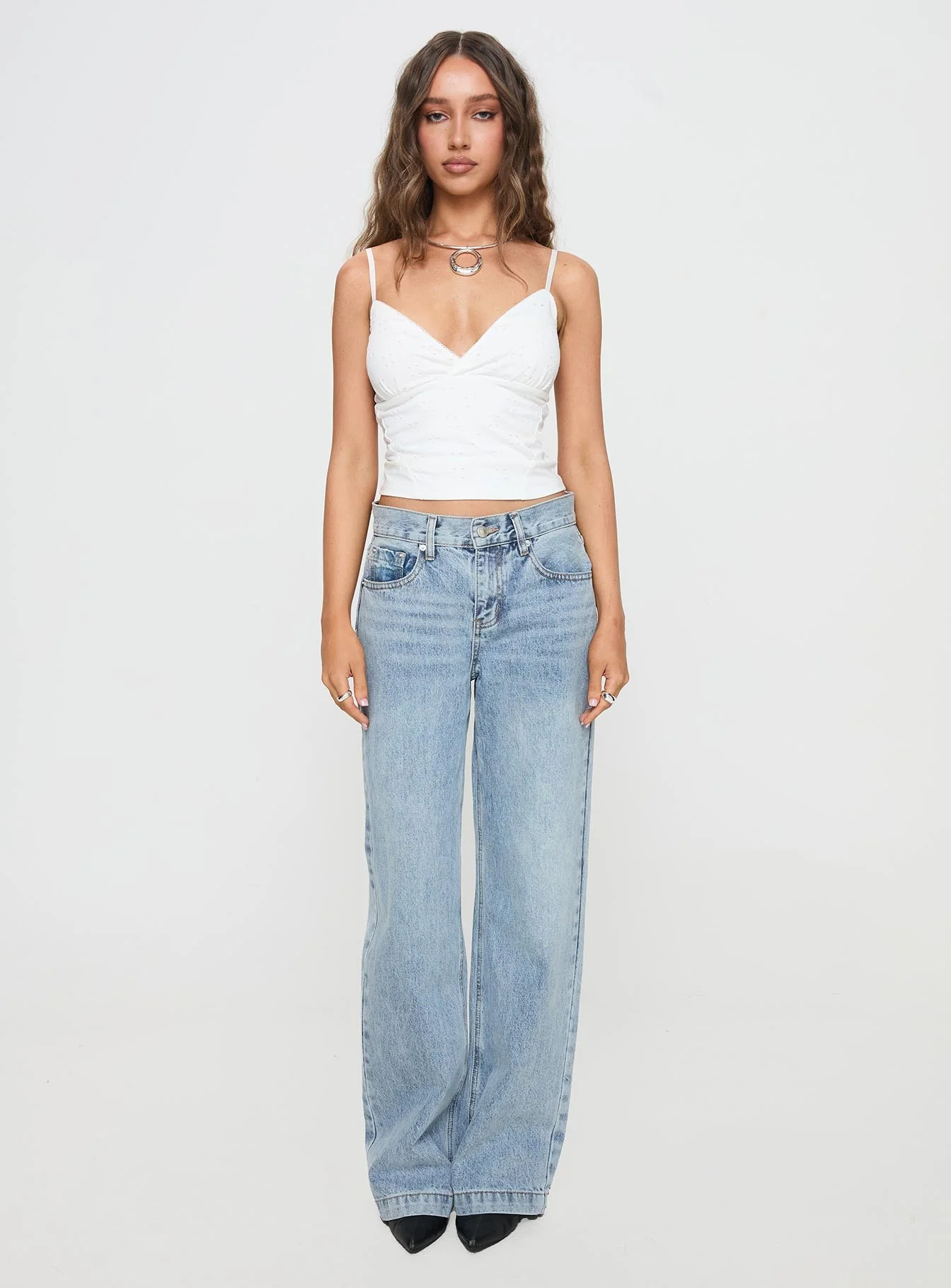 Anelli Low Rise Straight Leg Jeans Light Blue Wash - Image 7