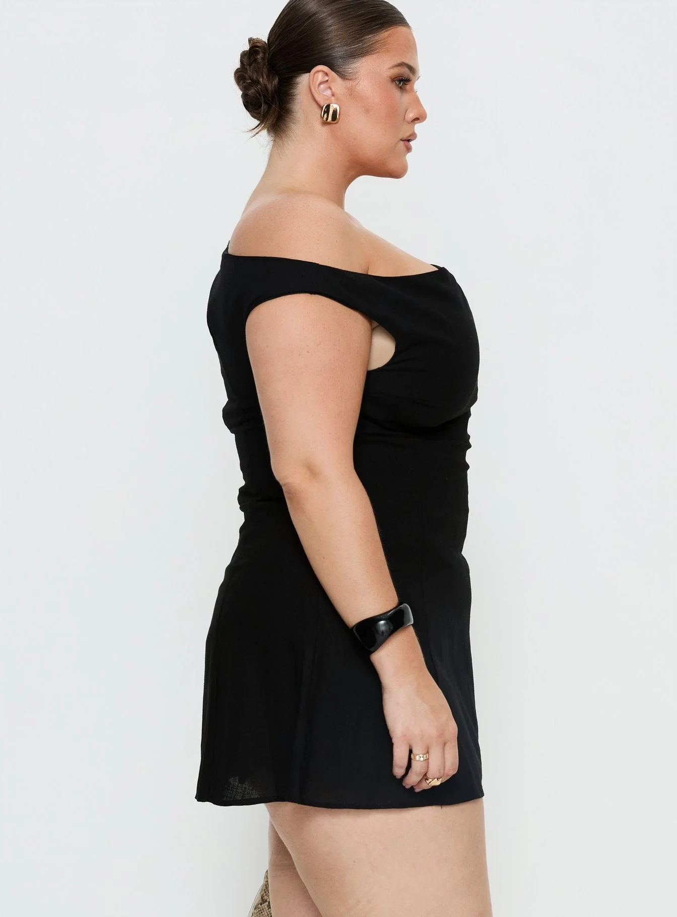 Anjela Off Shoulder Playsuit Black Curve - Image 4