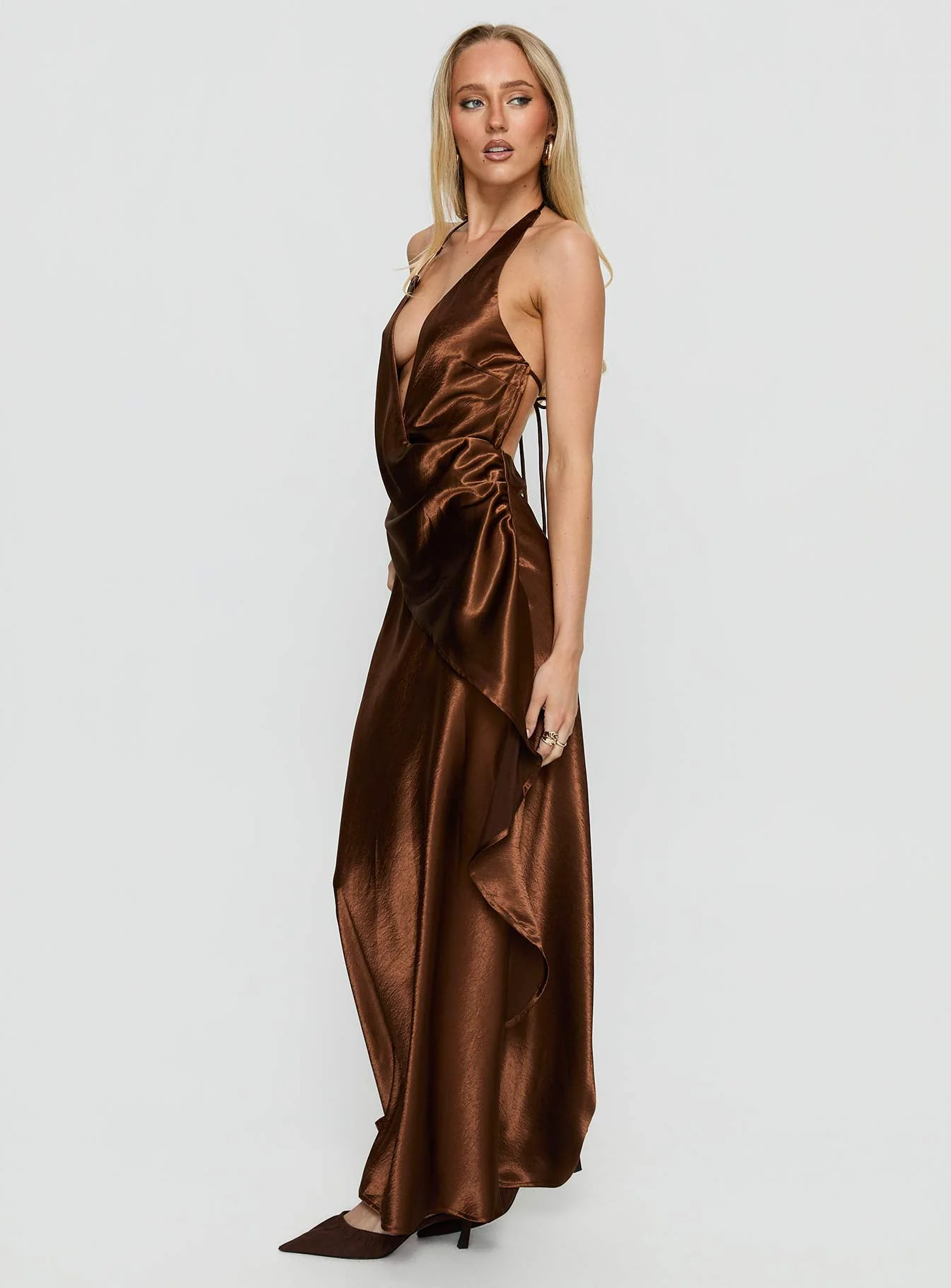Annissa Plunge Halter Maxi Dress Dark Brown - Image 4