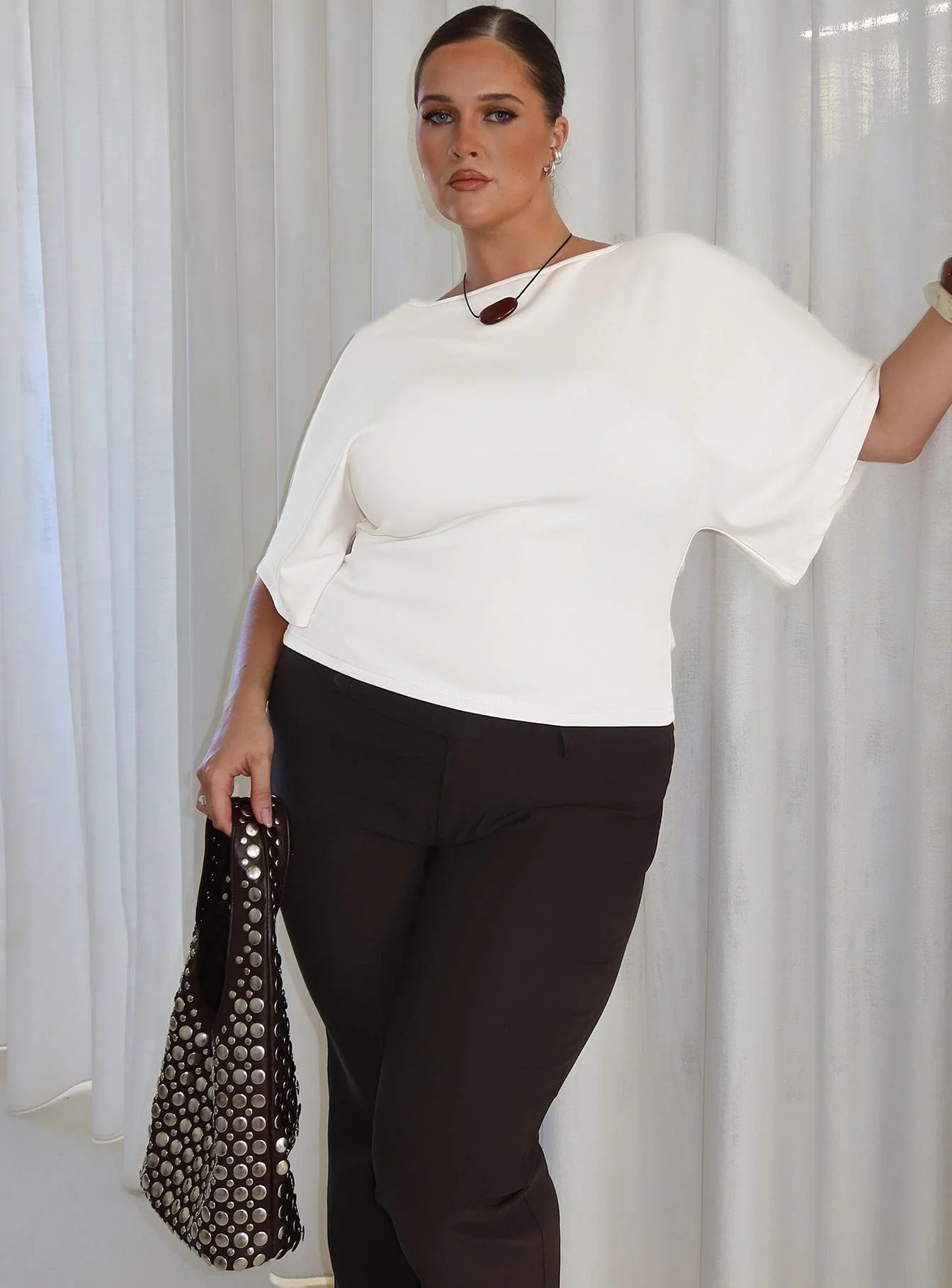 Arazia Cinched Short Sleeve Top White Curve - Image 8