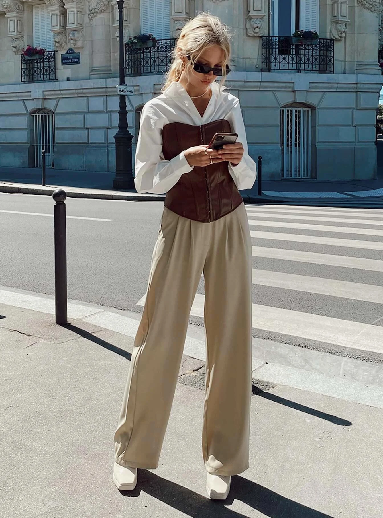 Archer Pants Taupe - Image 11