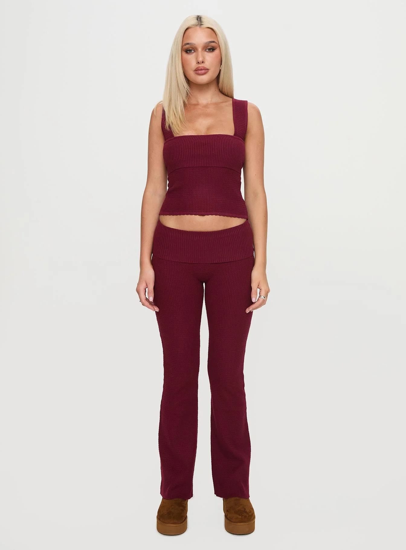 Closed Eyes Flared Pants Maroon - Image 7