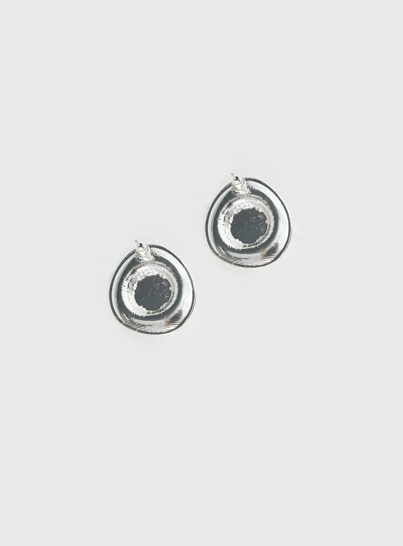 Arivelle Stud Earrings Silver - Image 4