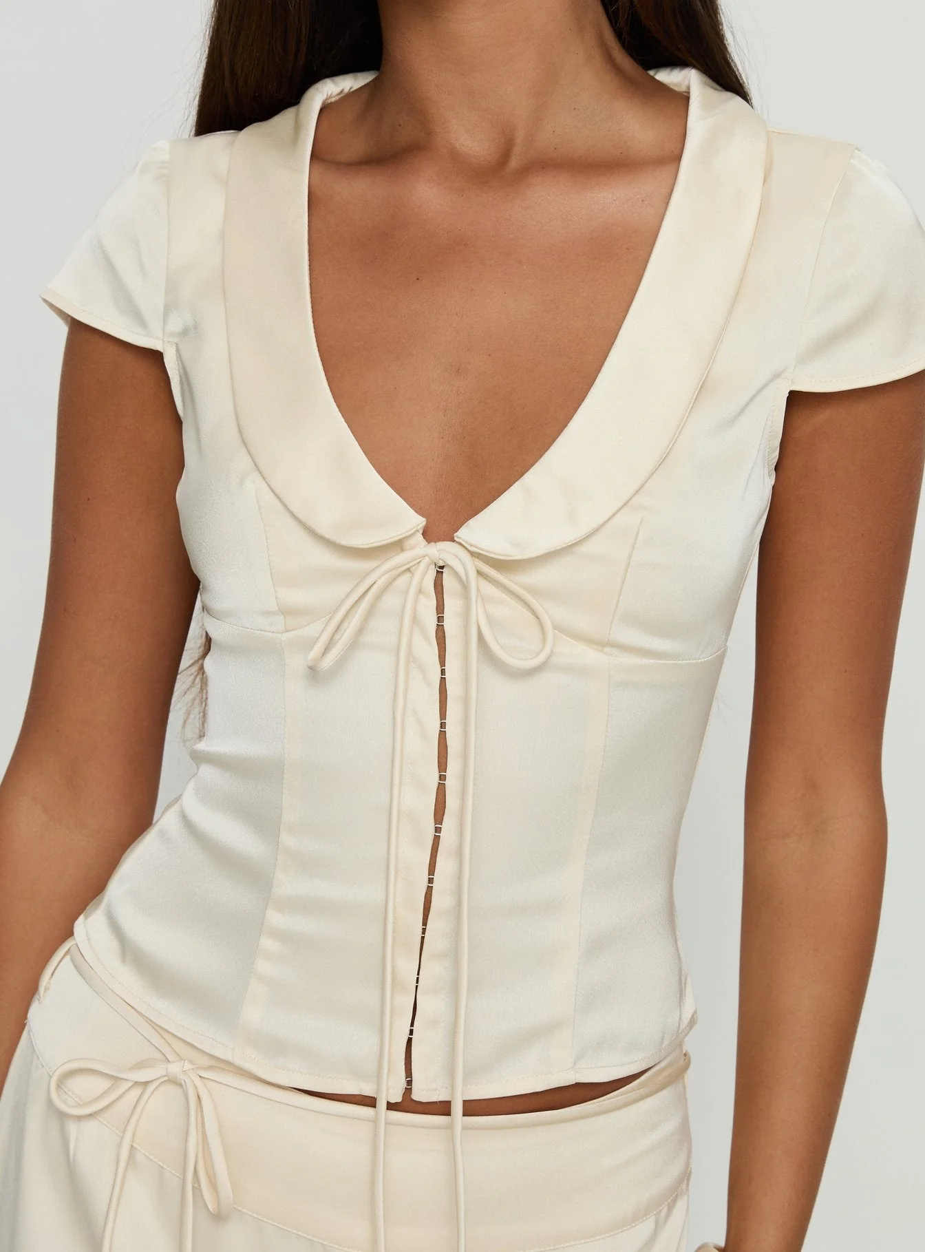 Aubrette Satin Collar Top Cream - Image 6