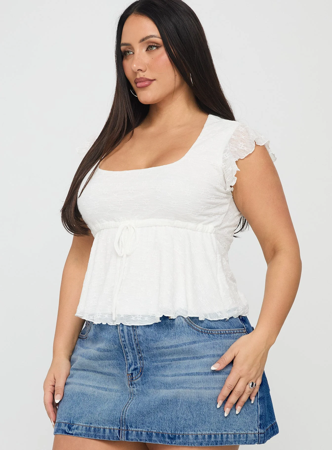 Auroraah Frill Top White Curve - Image 4