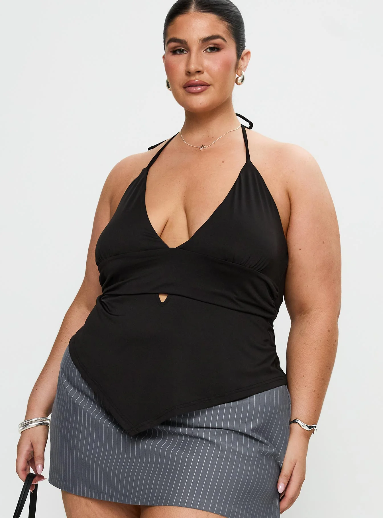 Averee Halter Top Black Curve - Image 2