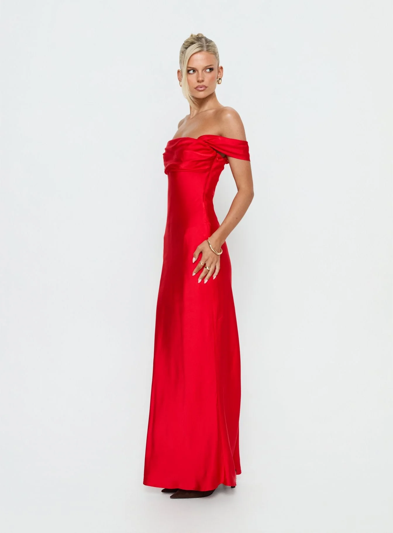 Azura Off The Shoulder Maxi Dress Red - Image 4