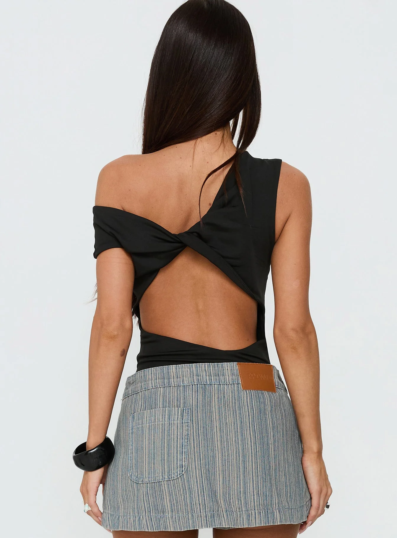 Back To Back Off Shoulder Twist Back Bodysuit Black - Image 2