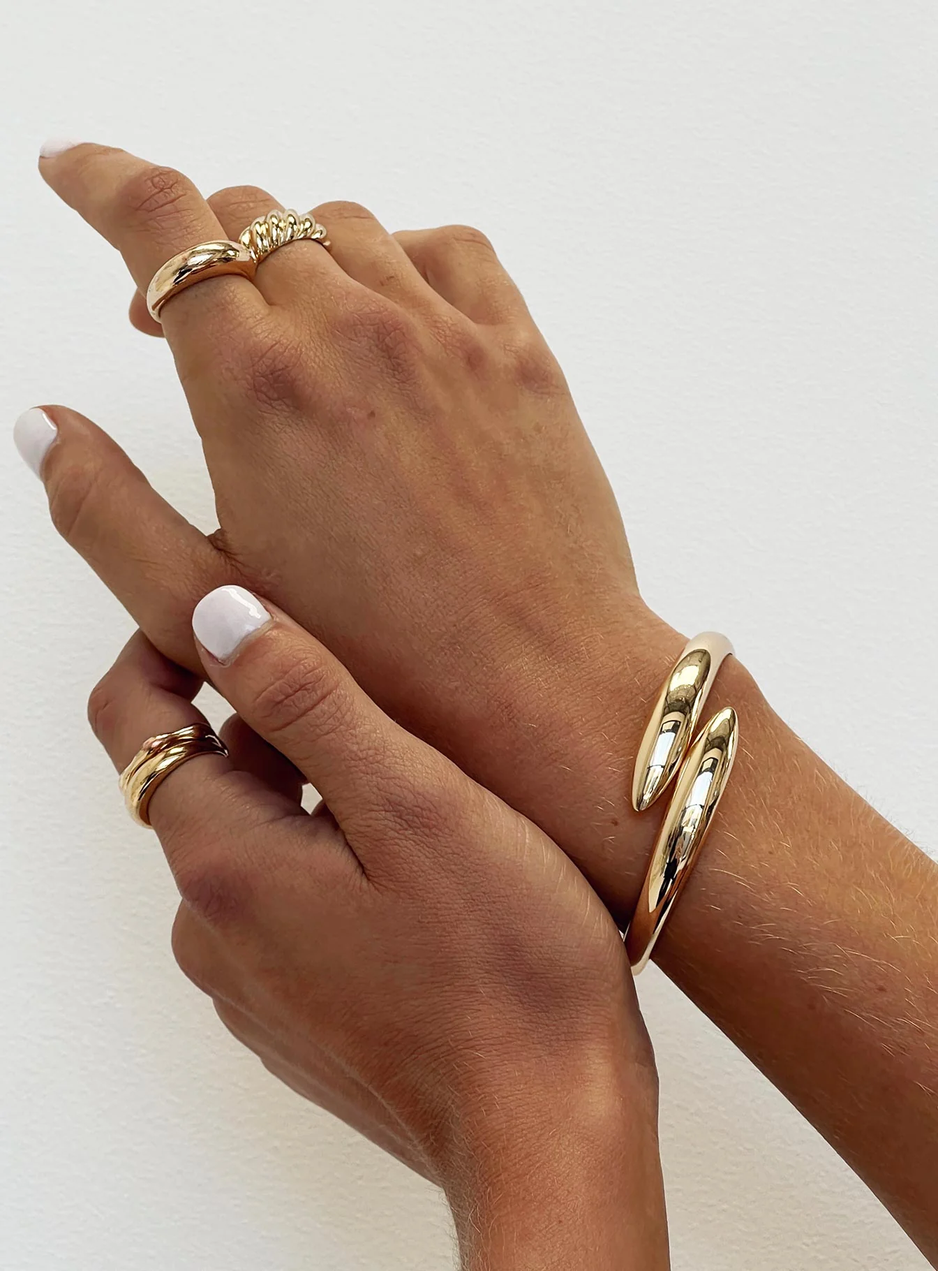 Barberry Cuff Gold - Image 4