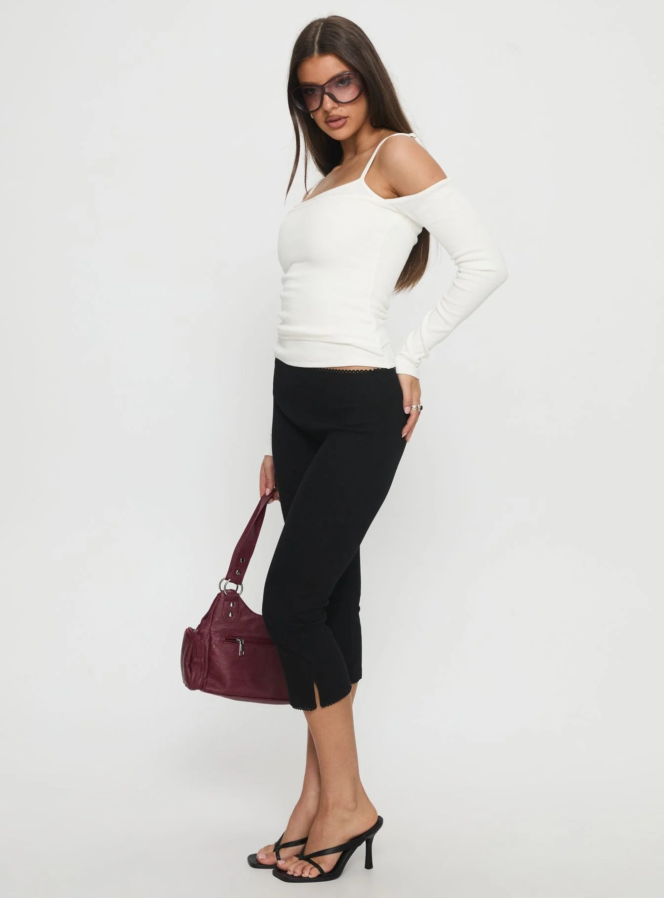 Baseline Rib Capri Pants Black Petite - Image 4