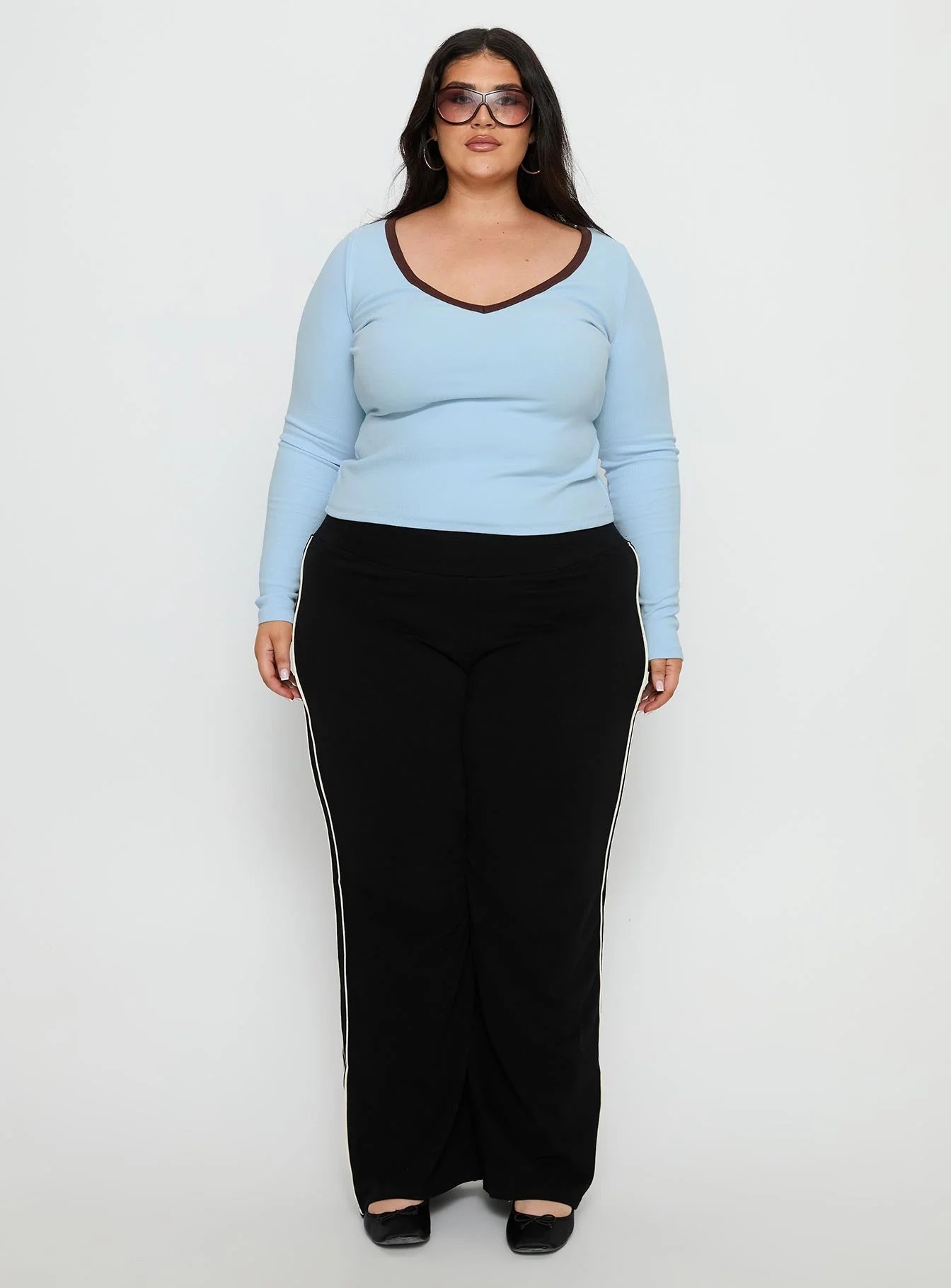 Baseline V Neck Long Sleeve Top Blue / Brown Curve - Image 7