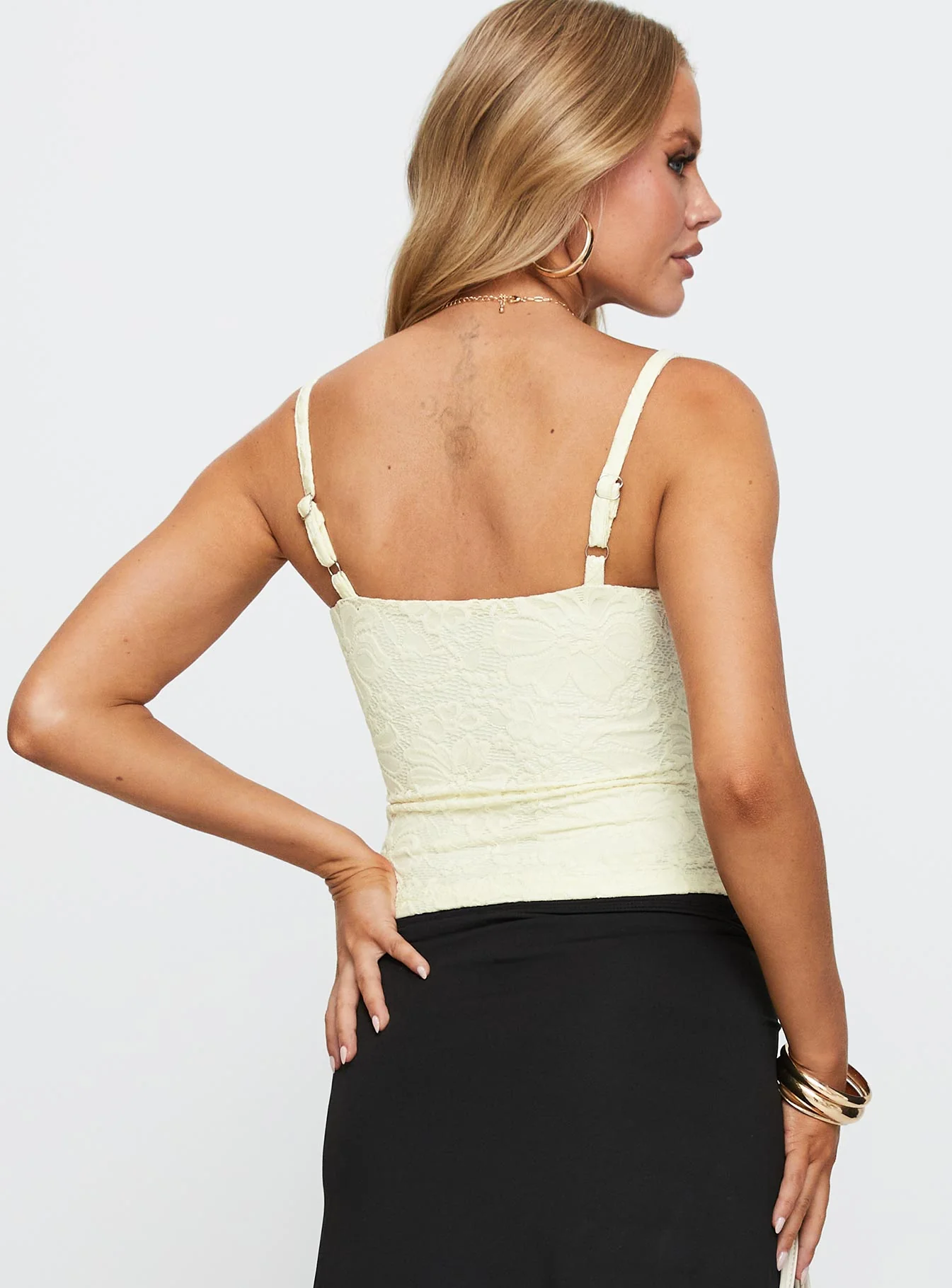 Beacall Top Cream - Image 5