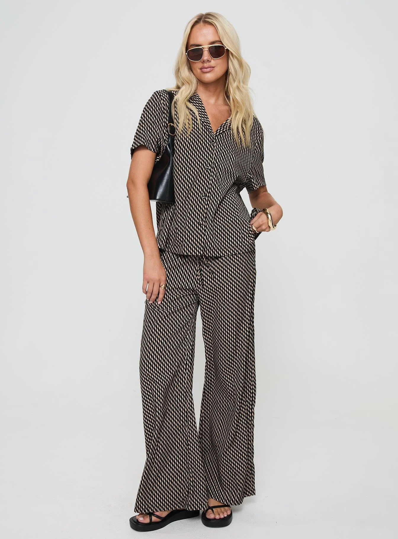 Begonia Shirt Beige / Black - Image 3