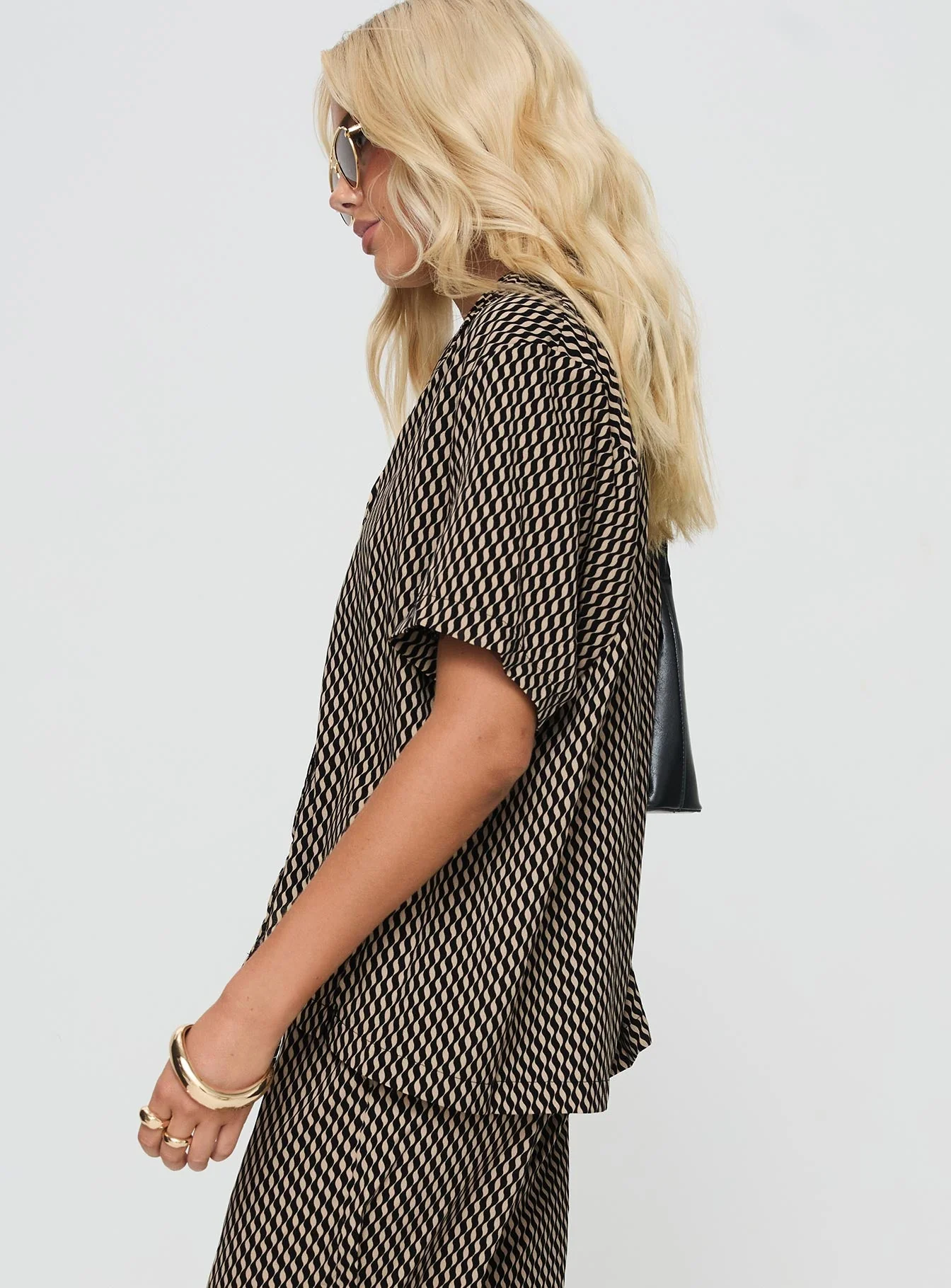 Begonia Shirt Beige / Black - Image 4