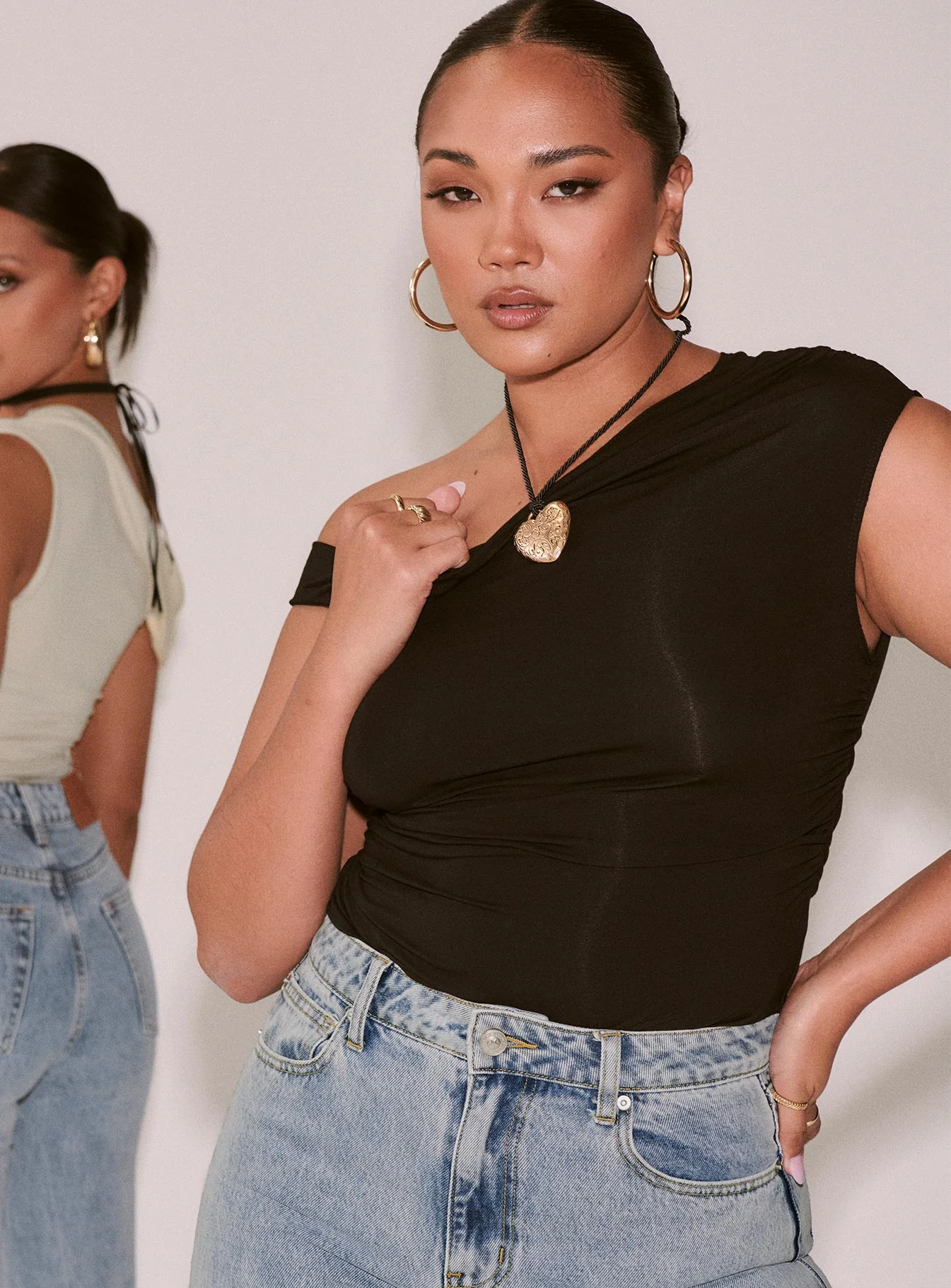 Beller Top Black - Image 6