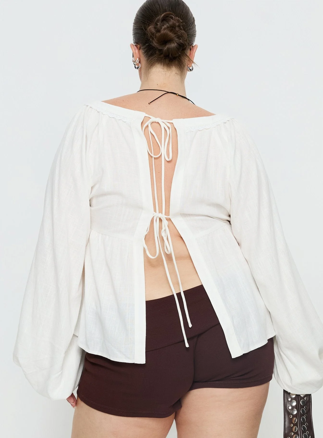 Benjie Long Sleeve Top White Curve - Image 5