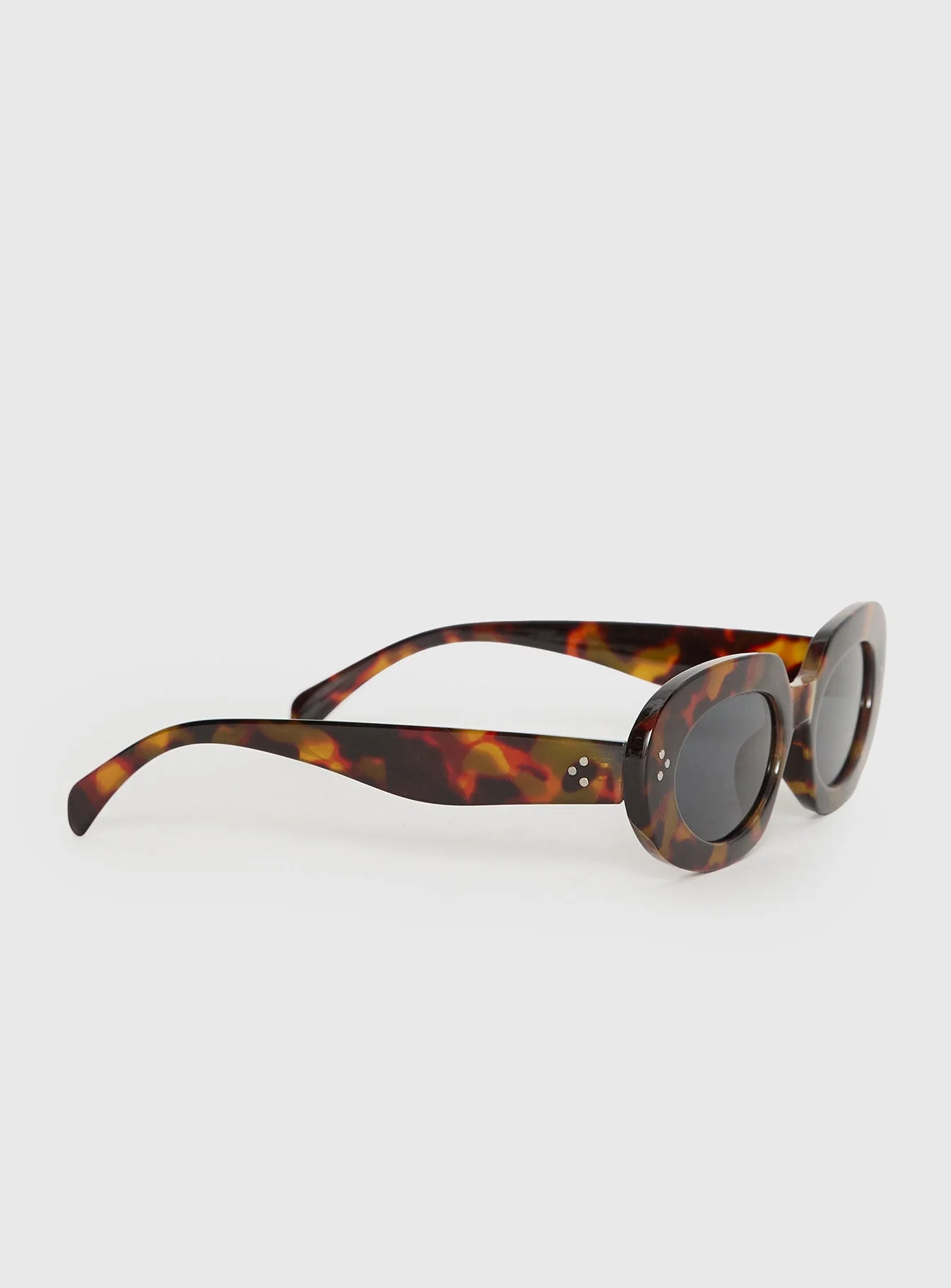 Best Shot Oval Sunglasses Tort / Black - Image 3