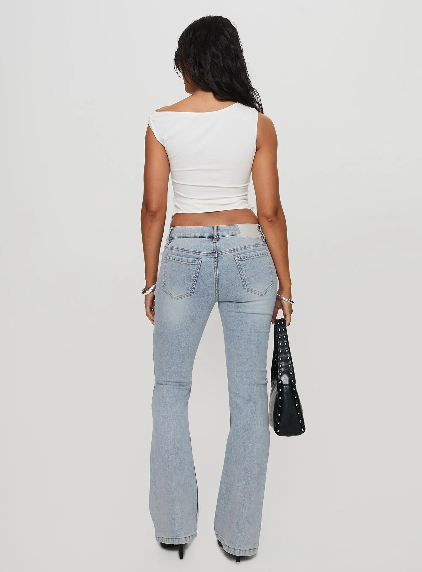 Bethany Low Rise Bootleg Jeans Light Wash - Image 5