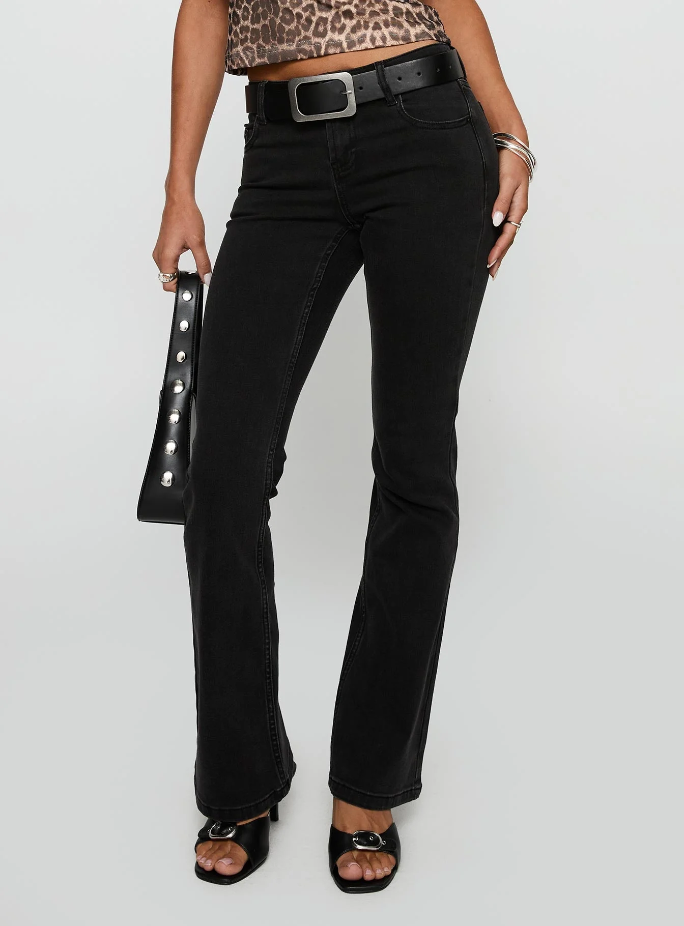 Bethany Low Rise Bootleg Jeans Washed Black - Image 2