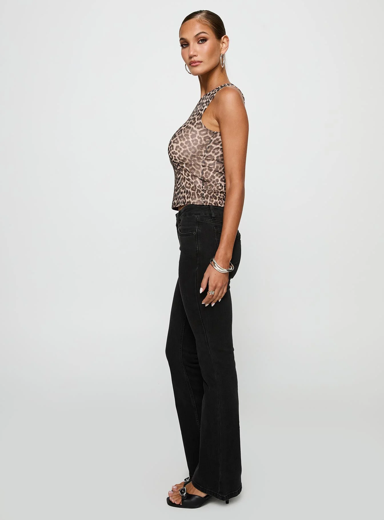 Bethany Low Rise Bootleg Jeans Washed Black - Image 4