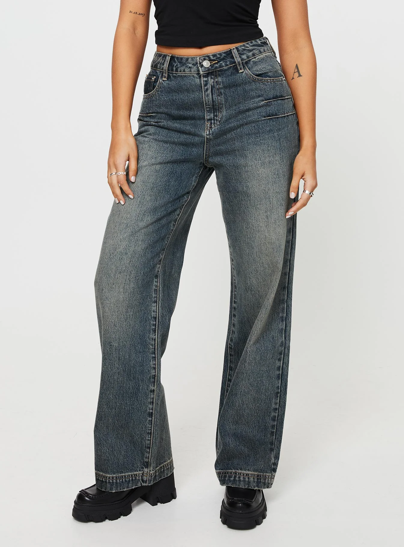 Betley High Rise Wide Leg Jeans Vintage Wash Denim - Image 5