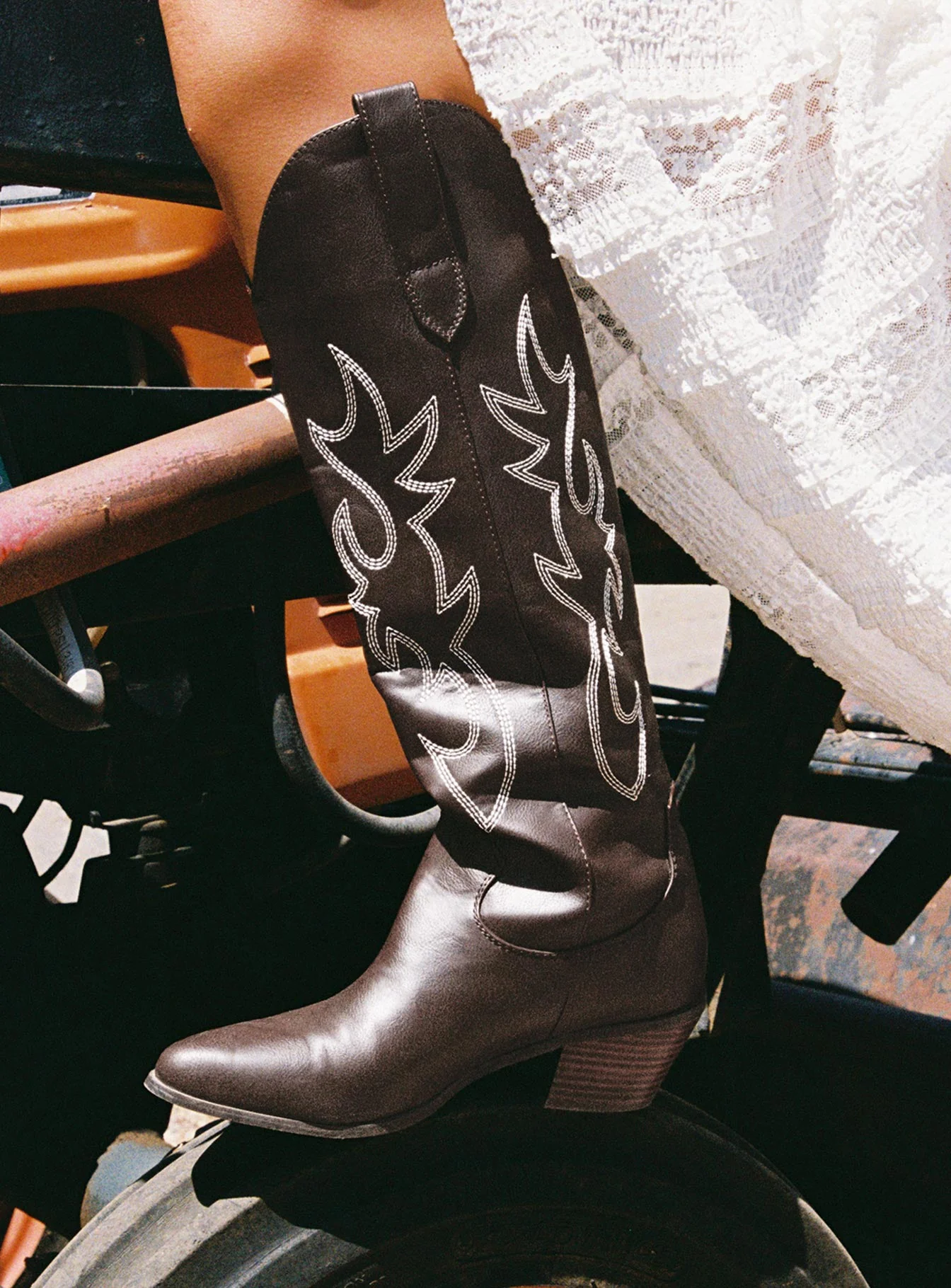 Billini Urson Boots Chocolate / White - Image 6