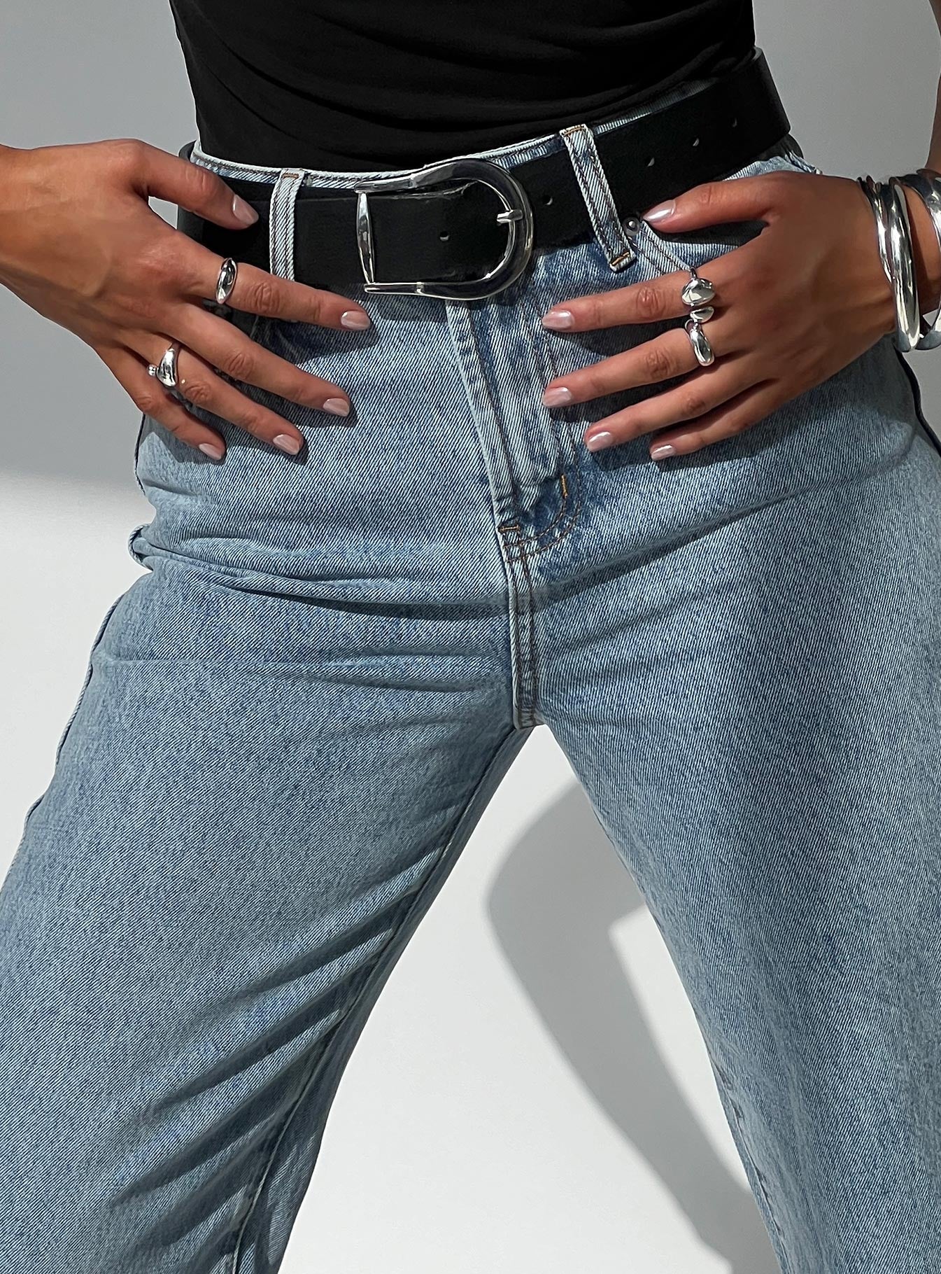 Breslin Belt Black / Silver - Image 8