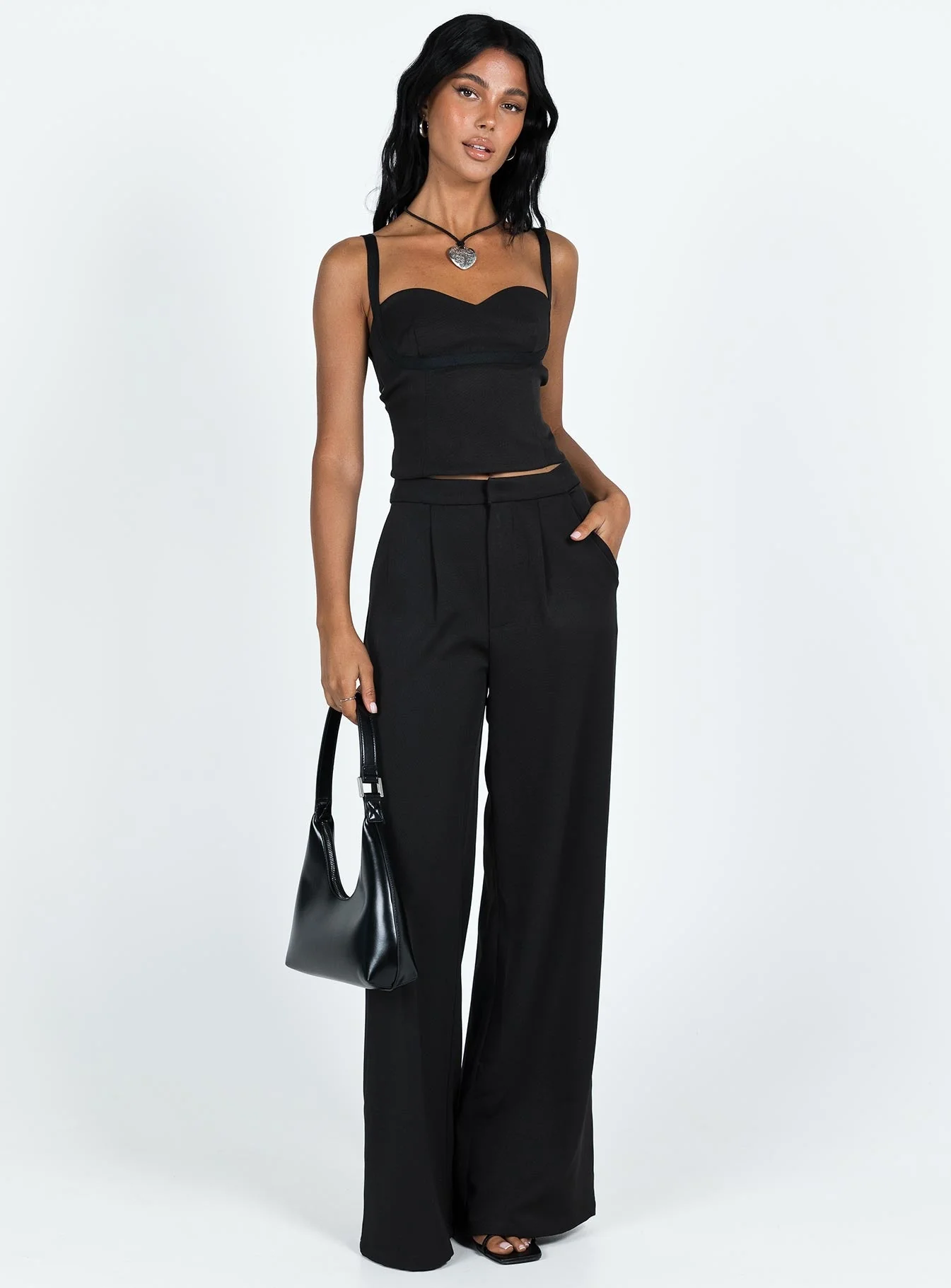 Briana Set Black - Image 4