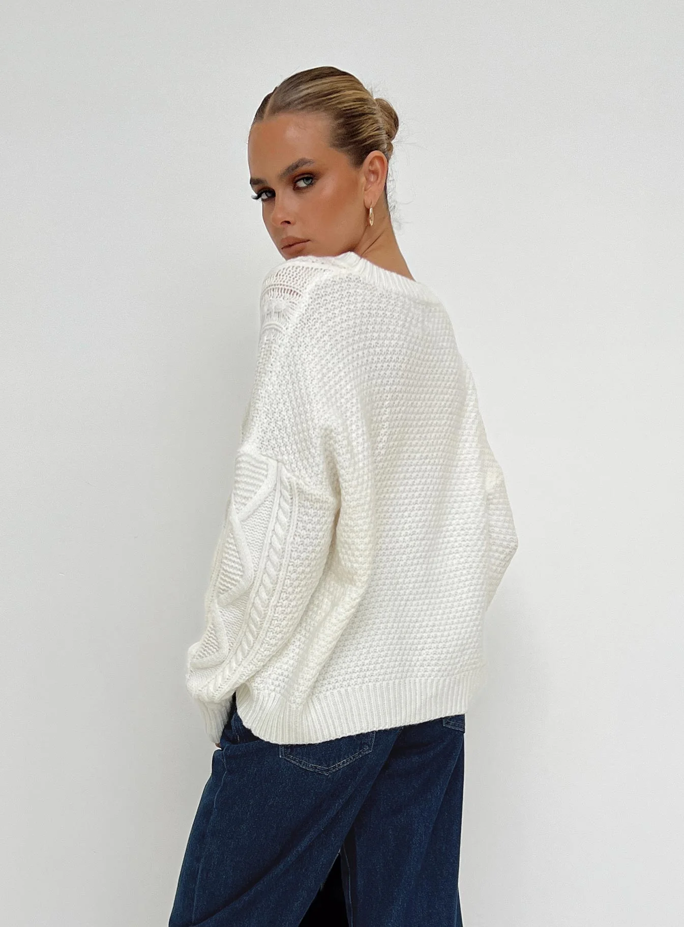 Canlish Cable Sweater Cream - Image 3
