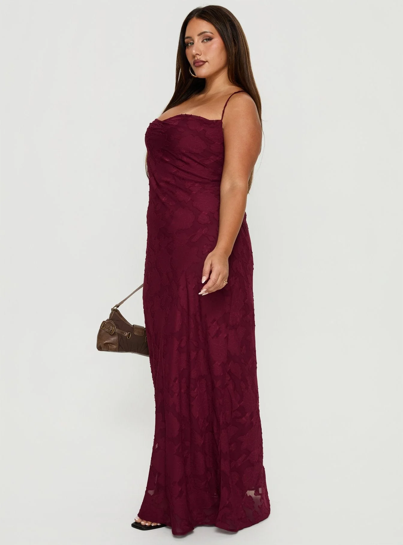 Celena Maxi Dress Burgundy Burnout Curve - Image 4