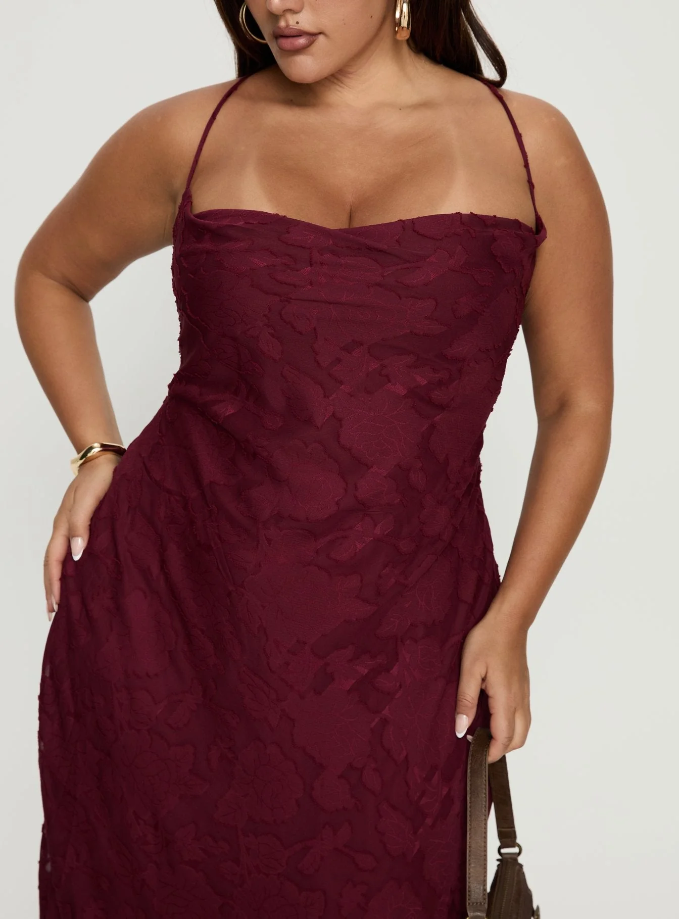 Celena Maxi Dress Burgundy Burnout Curve - Image 6