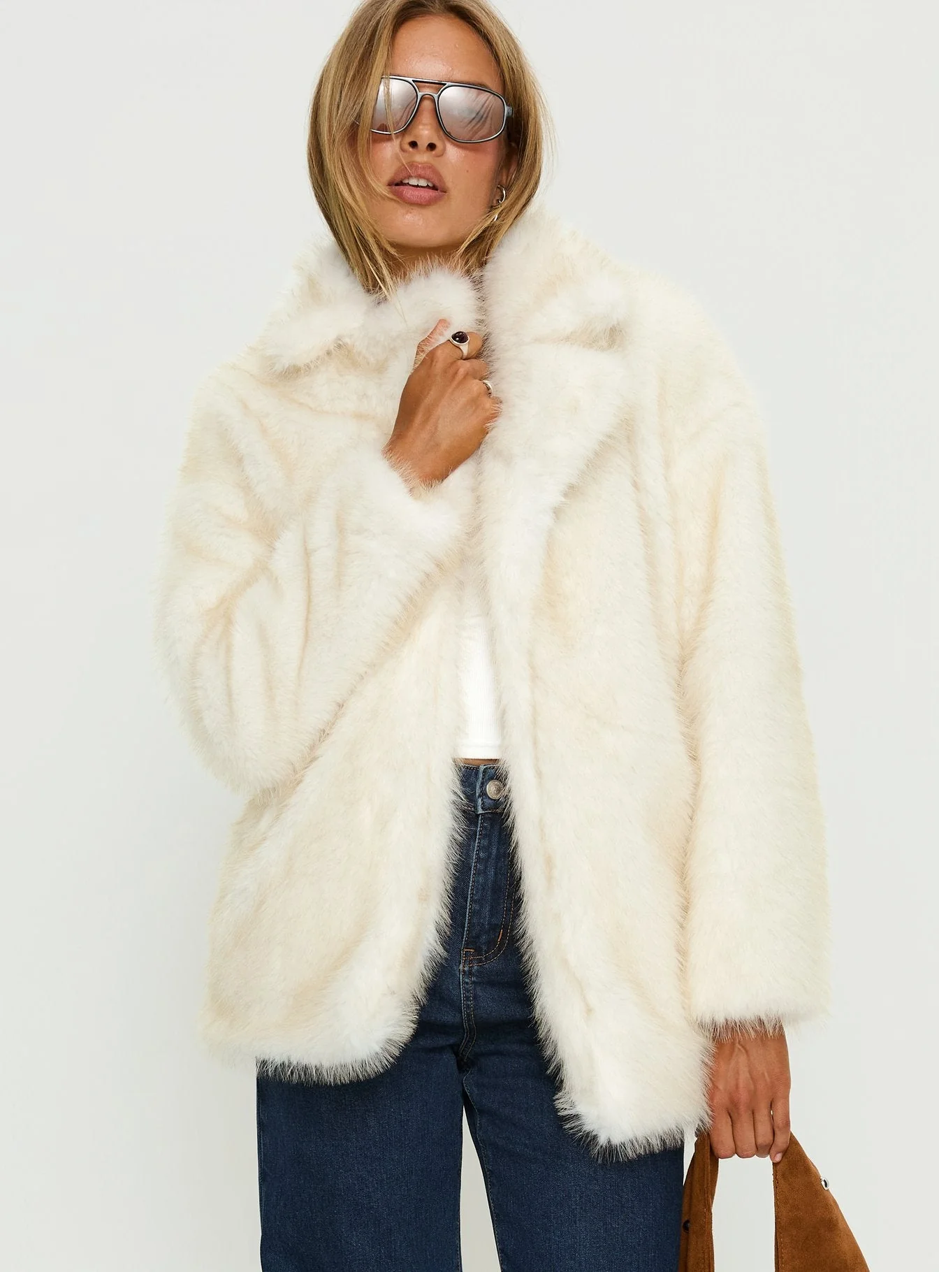 Clova Faux Fur Coat White - Image 2