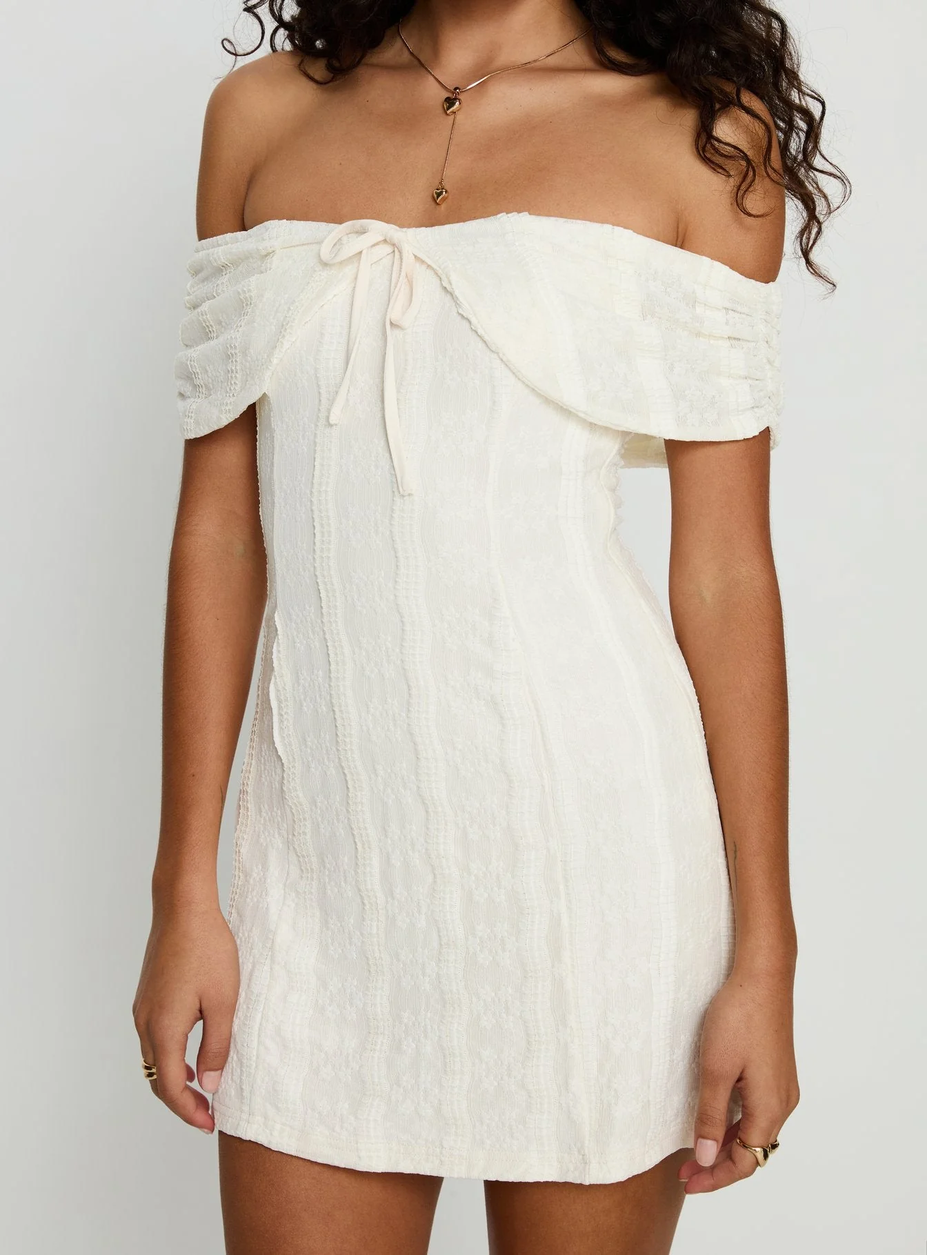 Colettie Off Shoulder Mini Dress Cream - Image 6