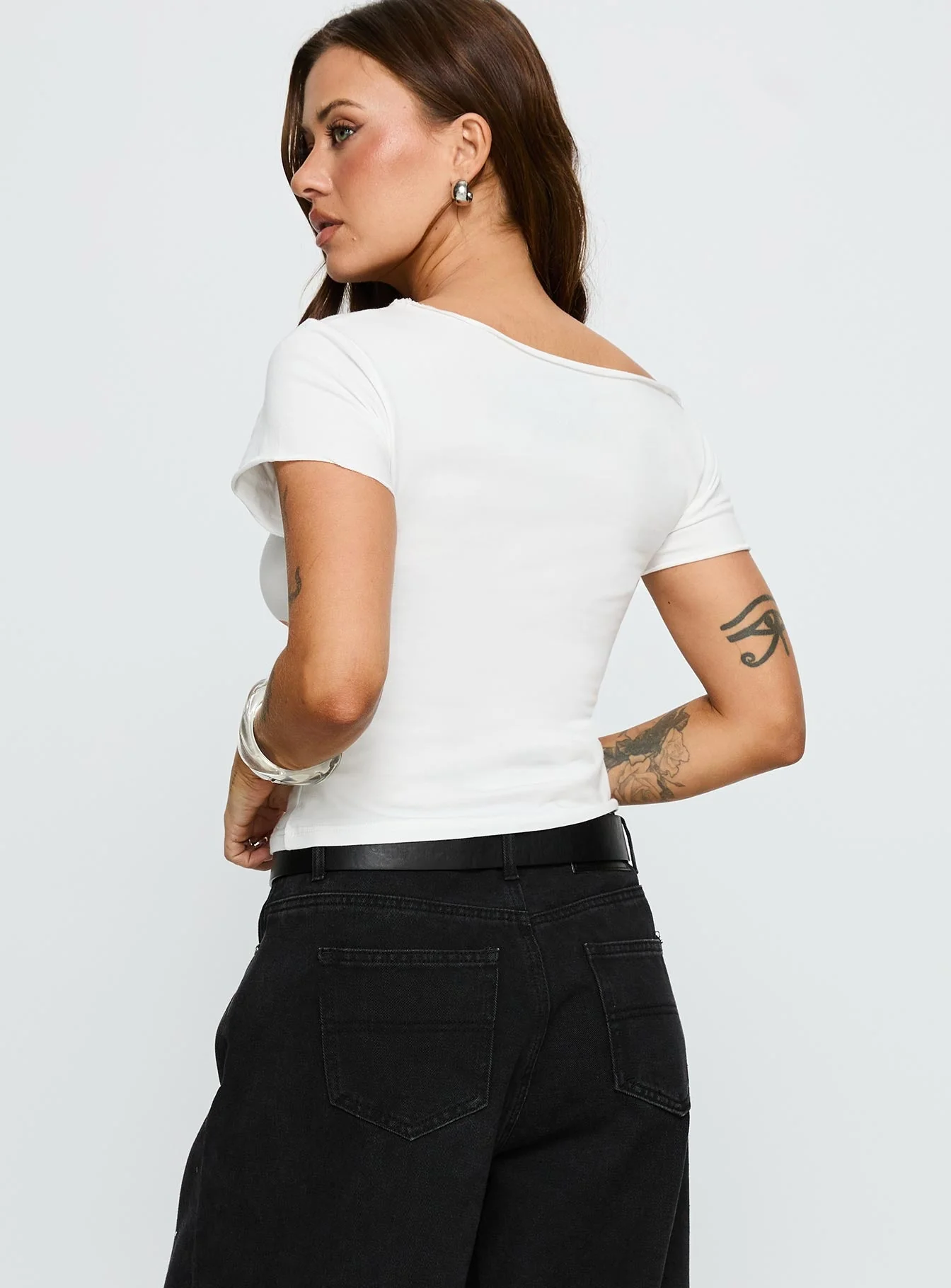 Corvette 1963 Off Shoulder Graphic Top White - Image 5