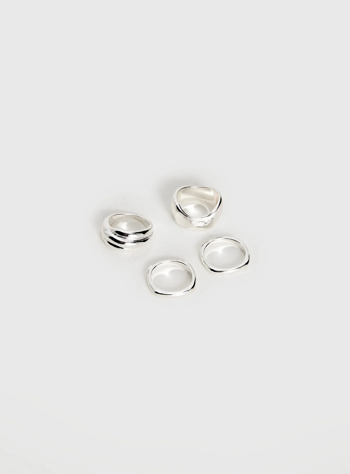 Crowded Room Ring Pack Silver - Image 2