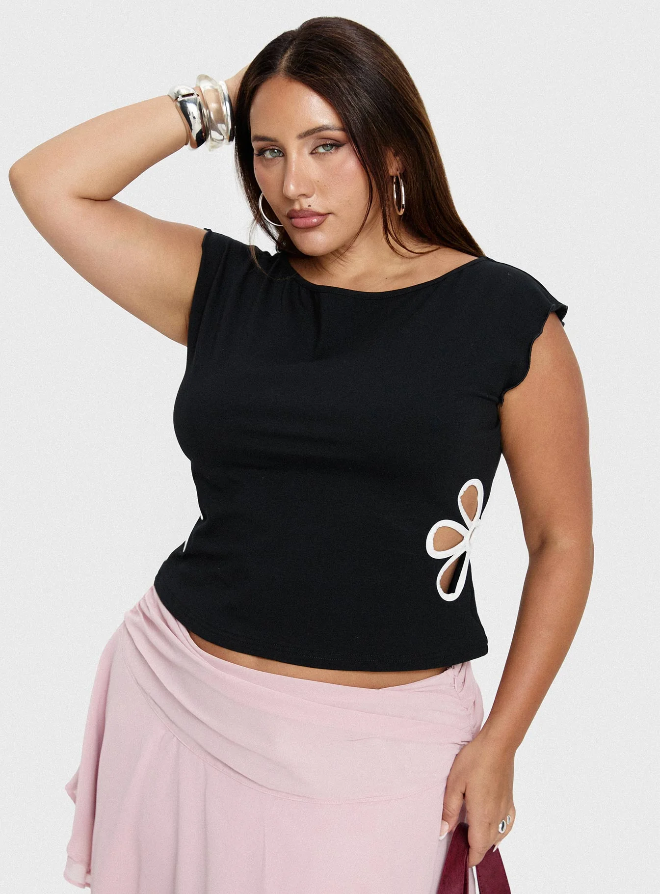 Currents Cut Out Detail Top Black Curve - Image 8