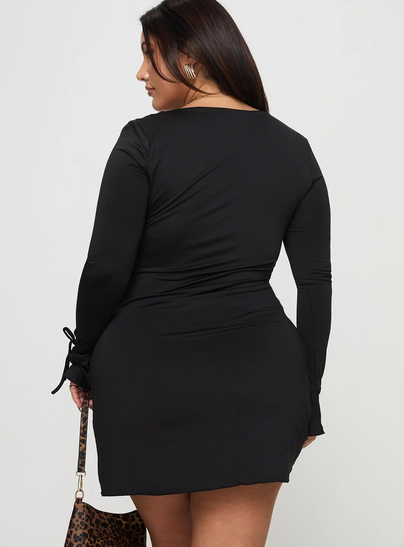 Dalzine Long Sleeve Mini Dress Black Curve - Image 4