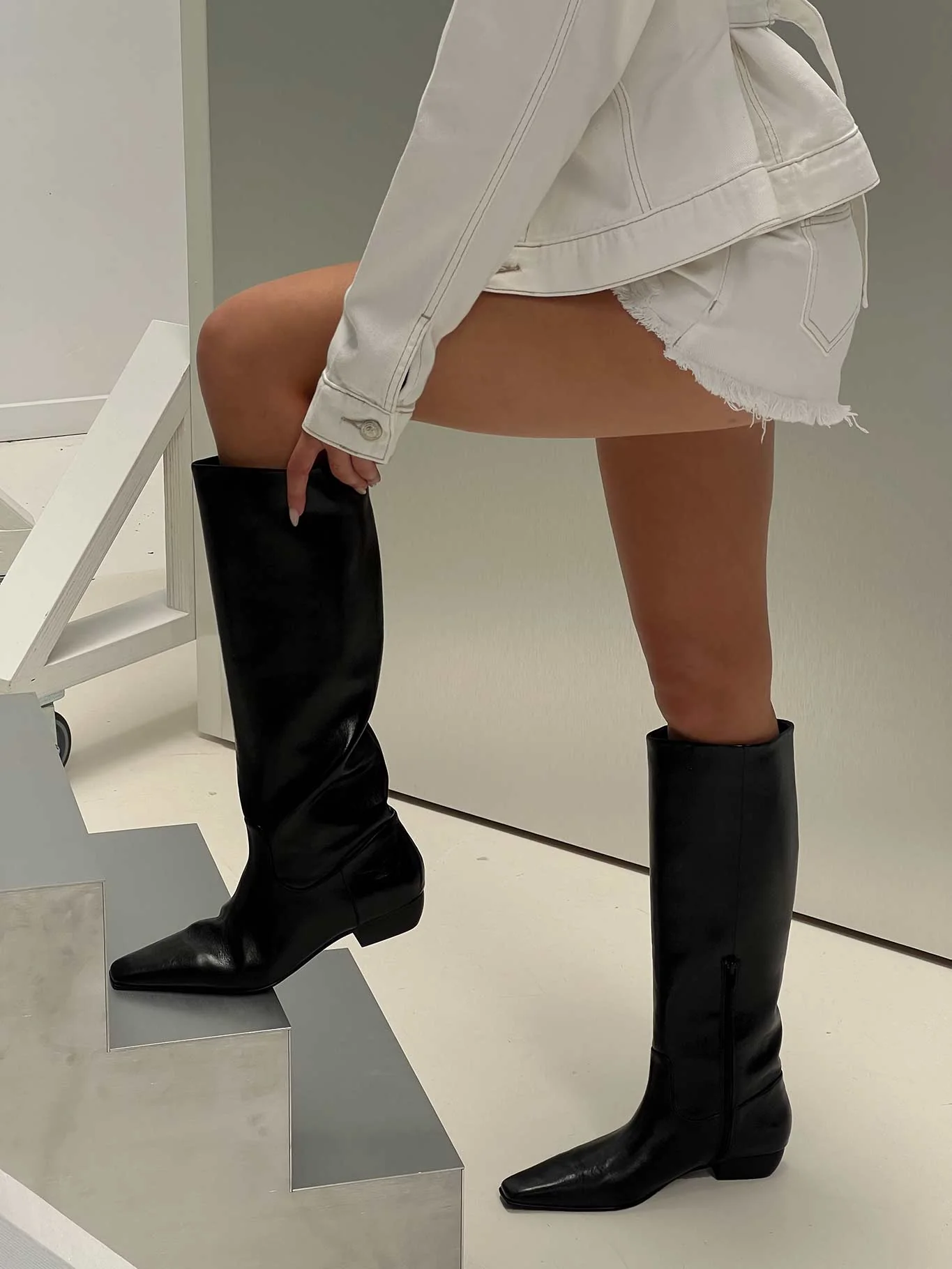 Dance For You Knee High Boots Black - Image 5