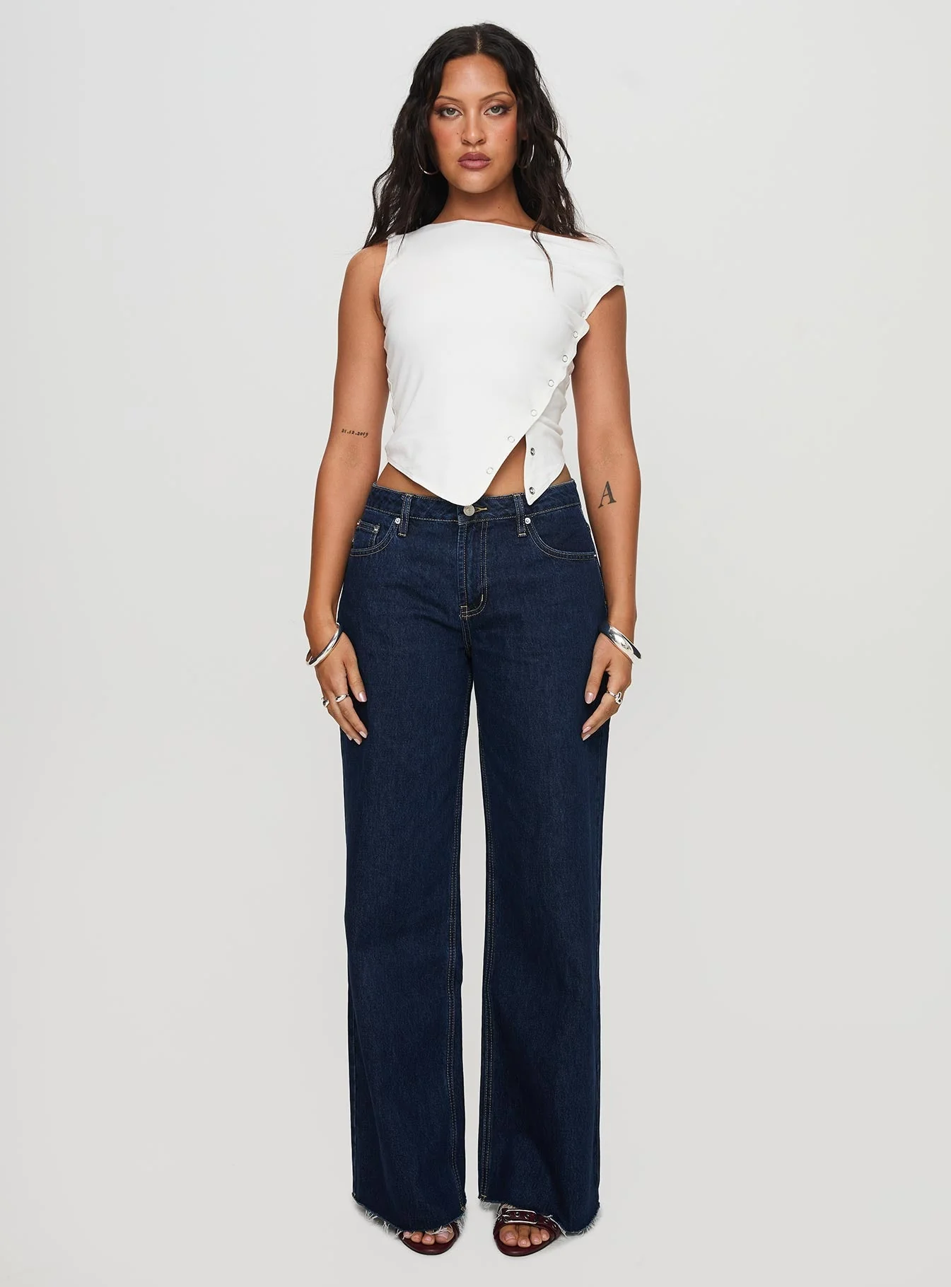 Darla Low Rise Straight Leg Jean Dark Blue Wash Petite - Image 6