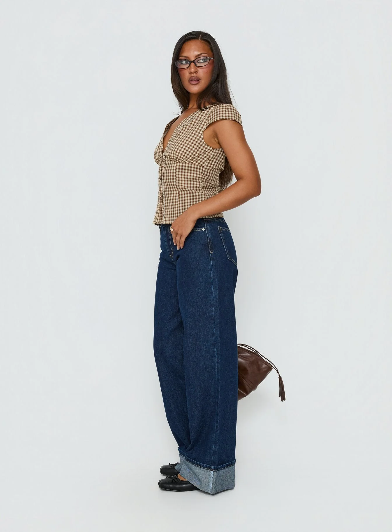 Darla Low Rise Straight Leg Cuff Jean Dark Blue Wash - Image 4