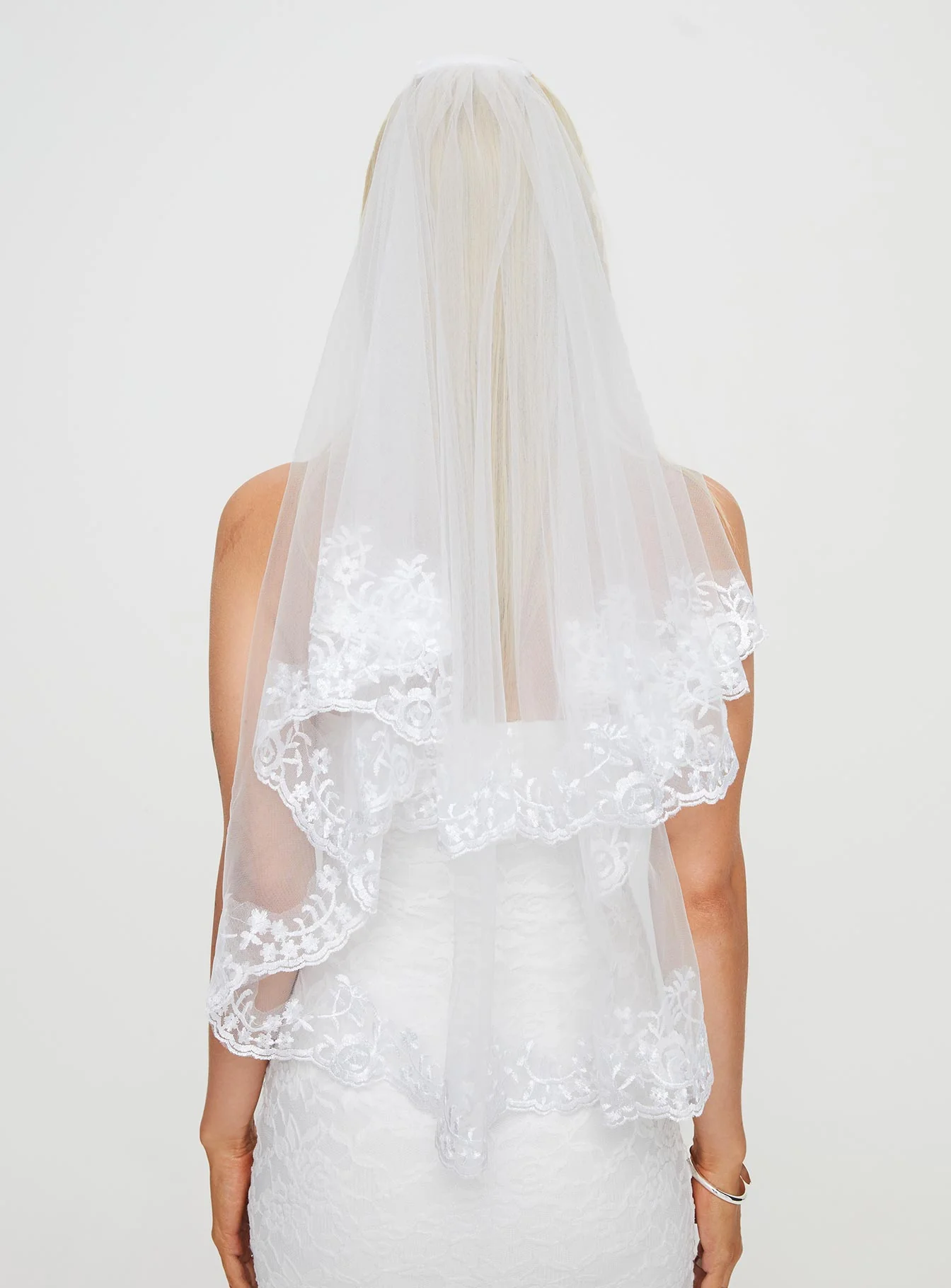 Deadly Veil White - Image 2