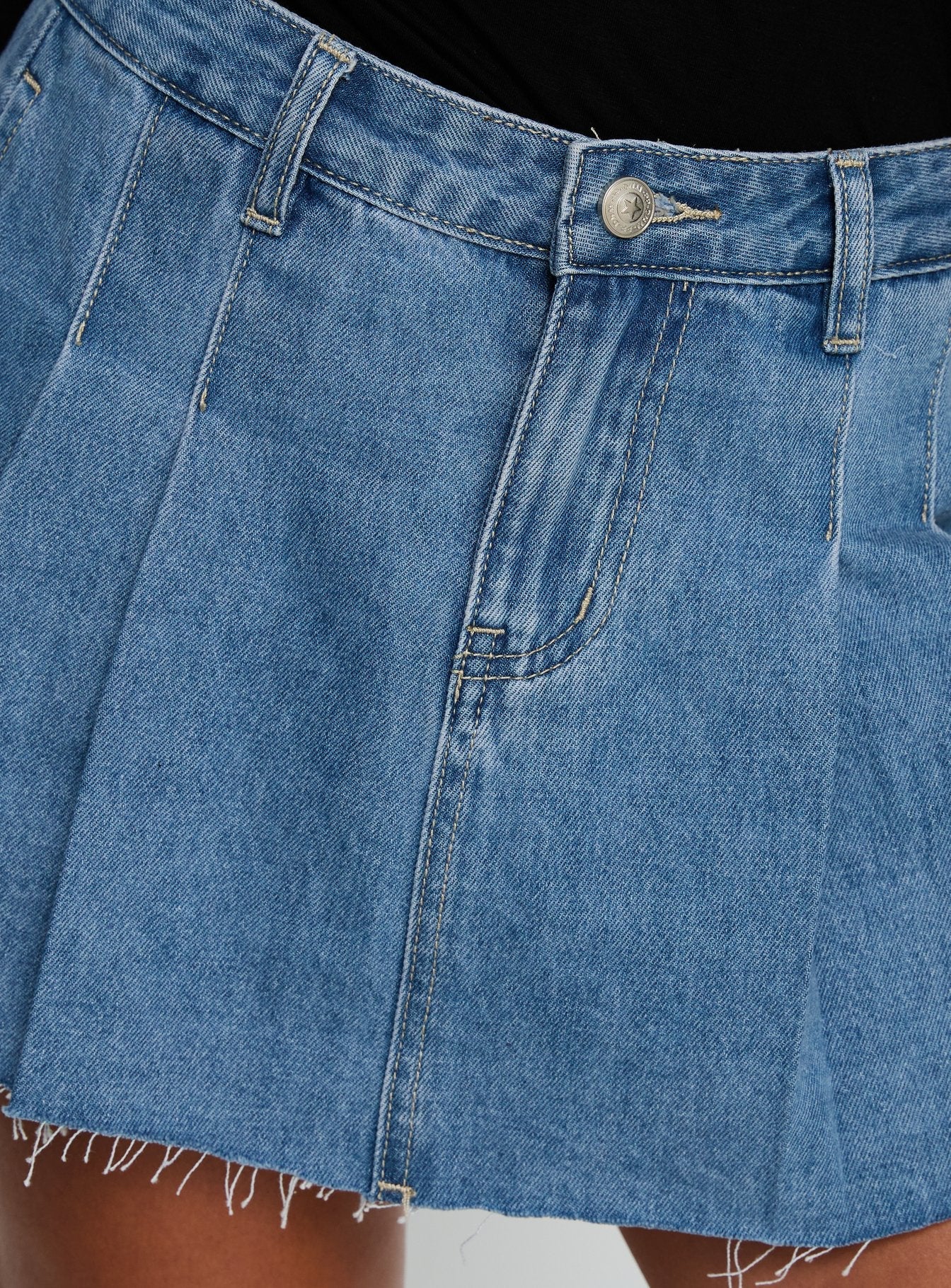 Debera Pleated Mini Skirt Mid Blue Wash - Image 5