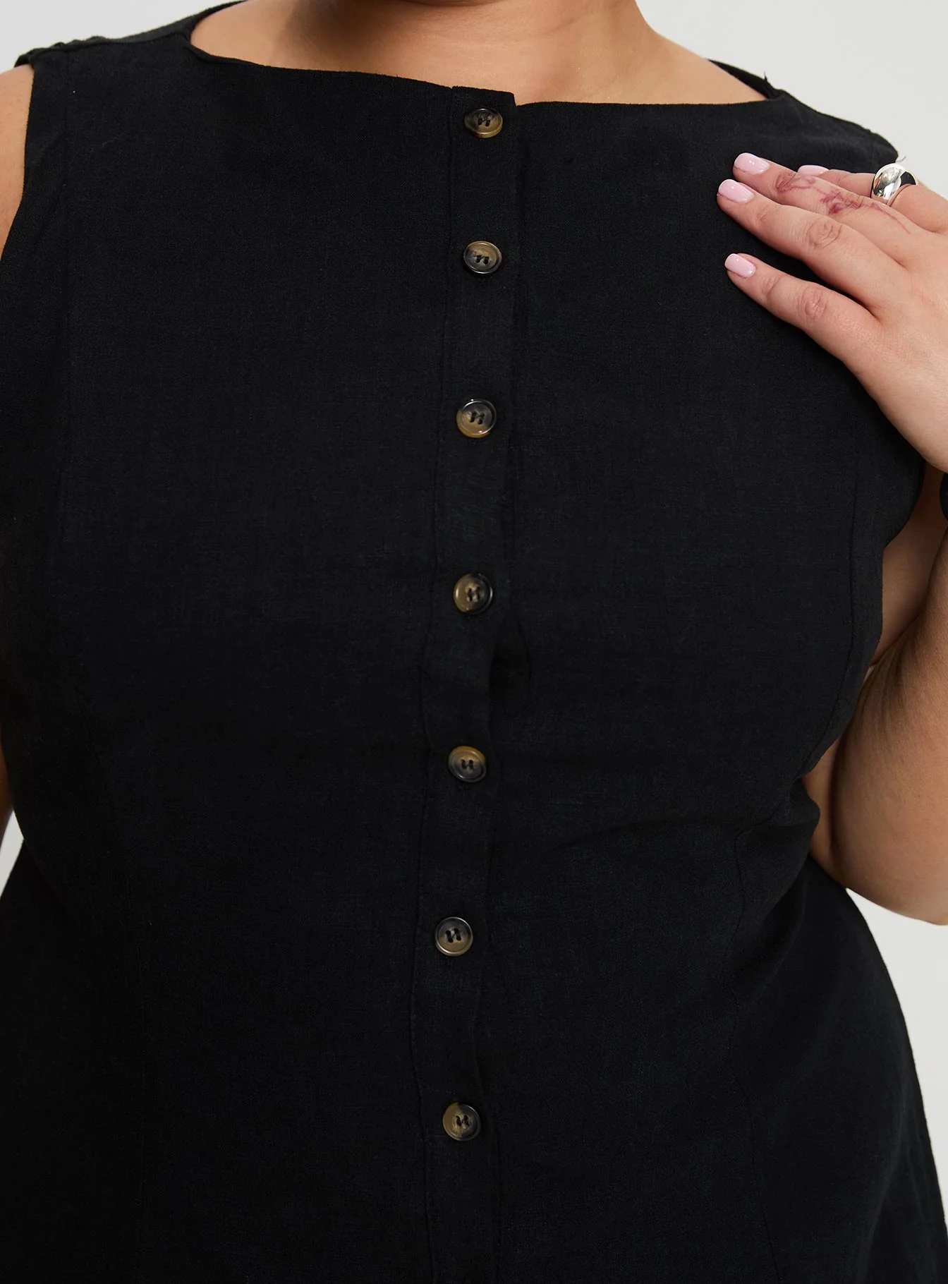 Dollie Linen Mini Dress Black Curve - Image 6