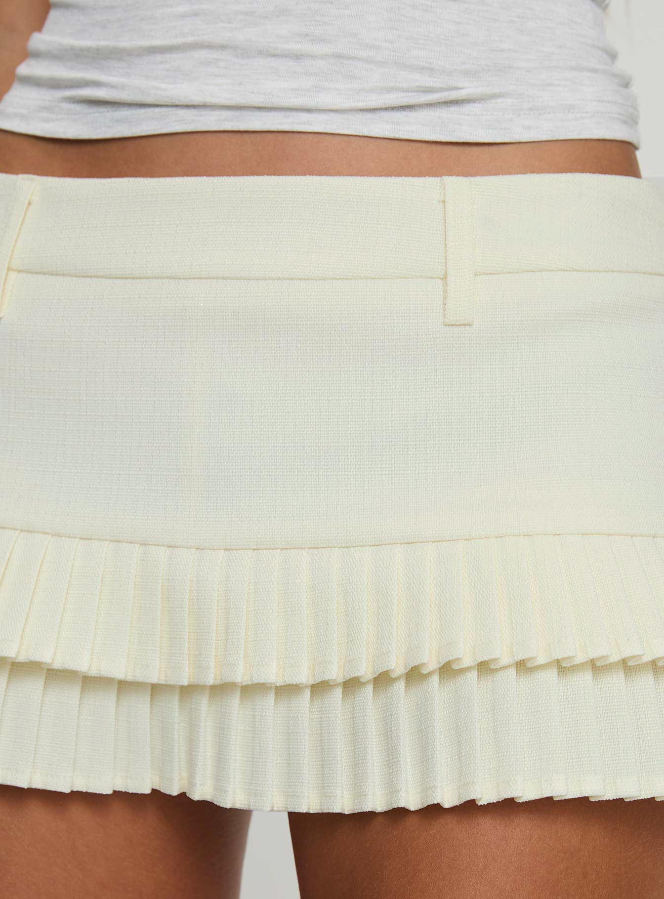 Deei Double Ruffle Mini Skort Soft Lemon - Image 6