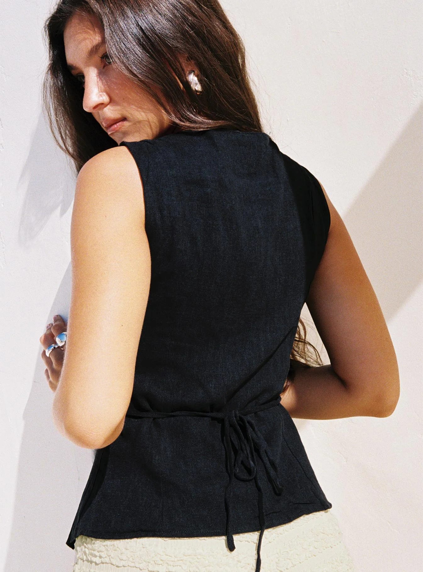 Dulcinea Longline Vest Top Black - Image 4